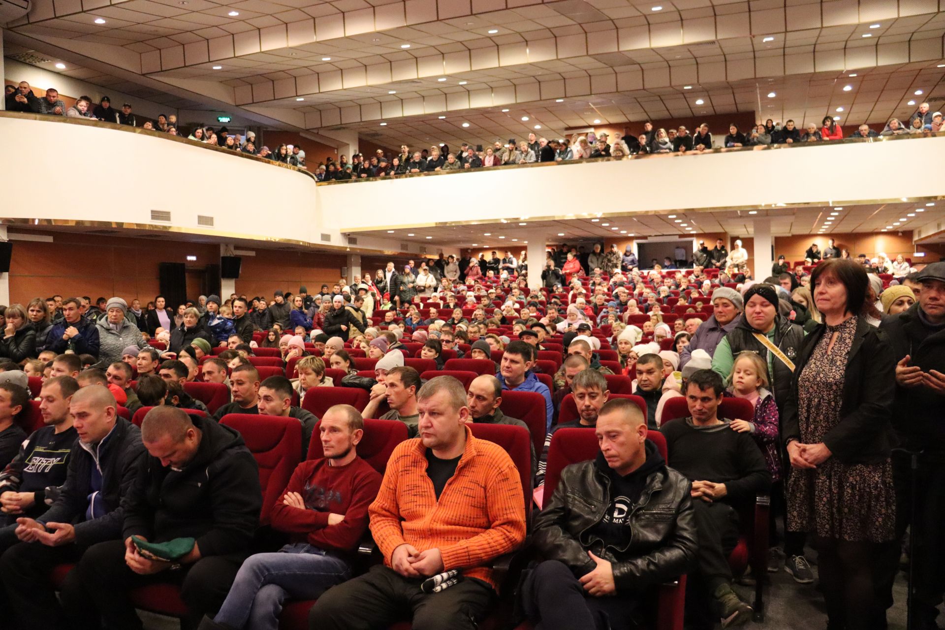 В Чистополе вновь состоялась отправка мобилизованных (ФОТОРЕПОРТАЖ)