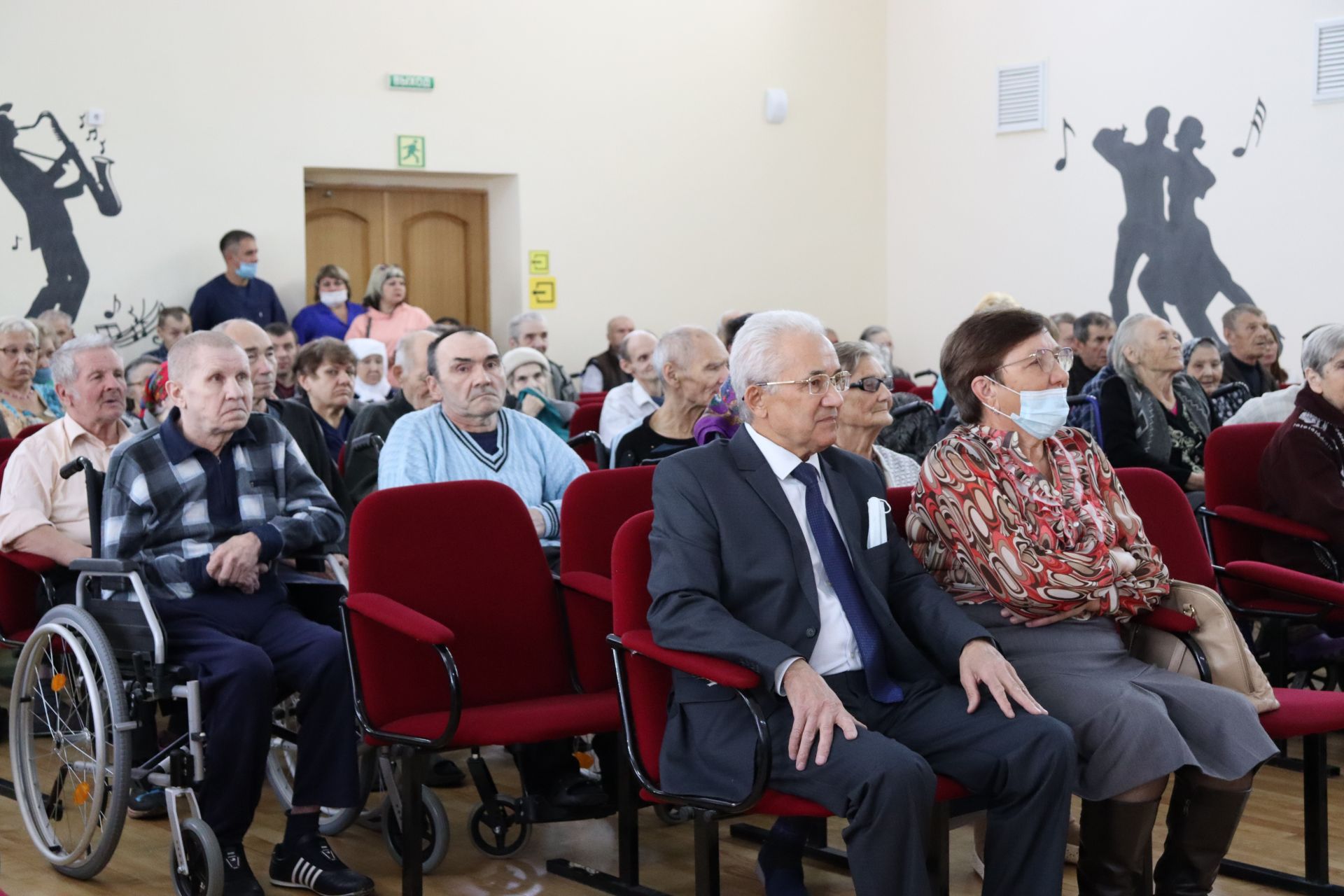 Глава Чистопольского района поздравил жителей дома-интерната «Юлдаш» с Днем добра и уважения