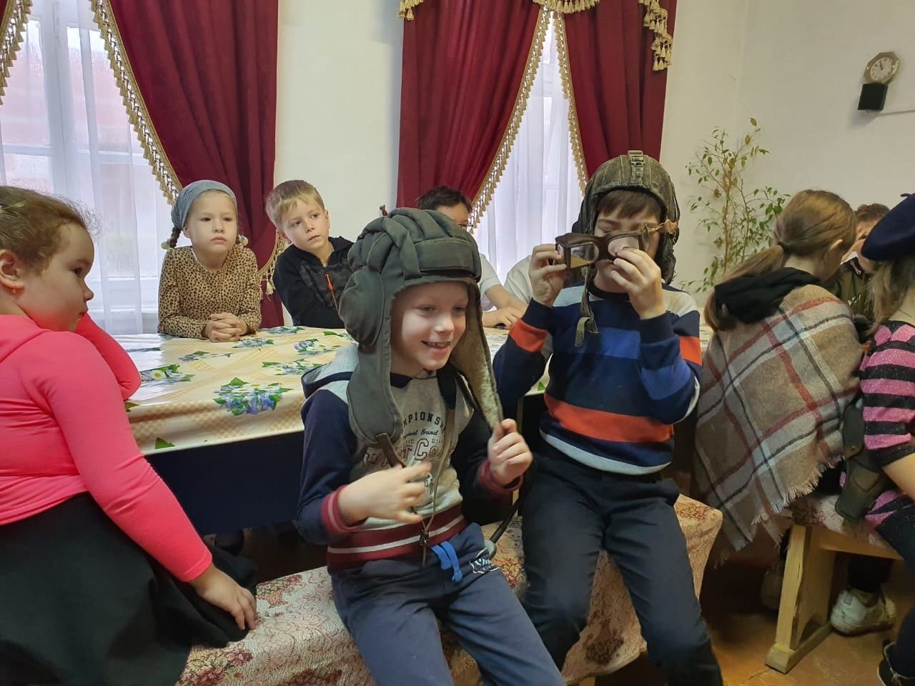 В чистопольской воскресной школе прошли занятия по основам обучения радиосвязи