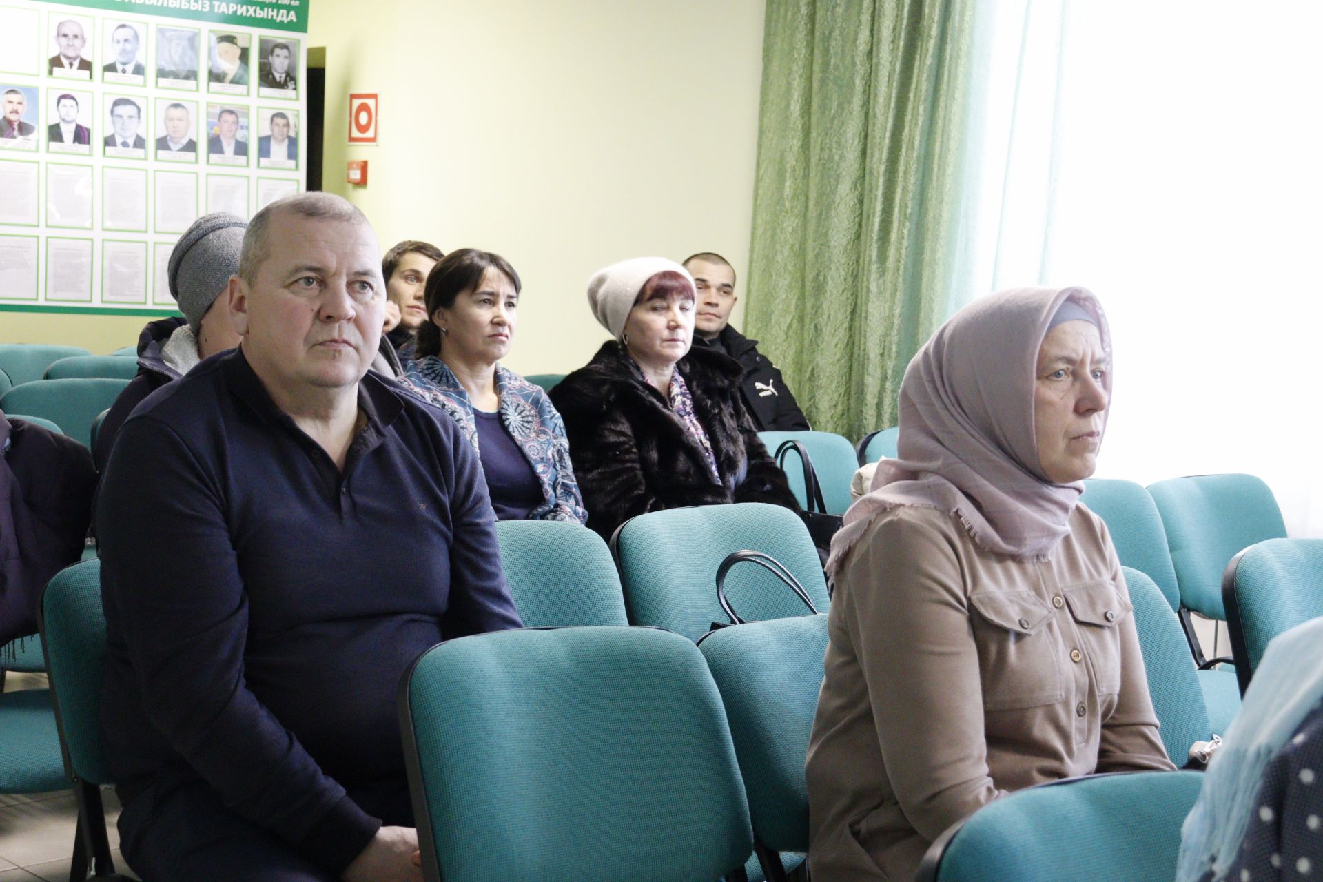 В селе Татарское Адельшино открыли мемориальную доску воину-афганцу