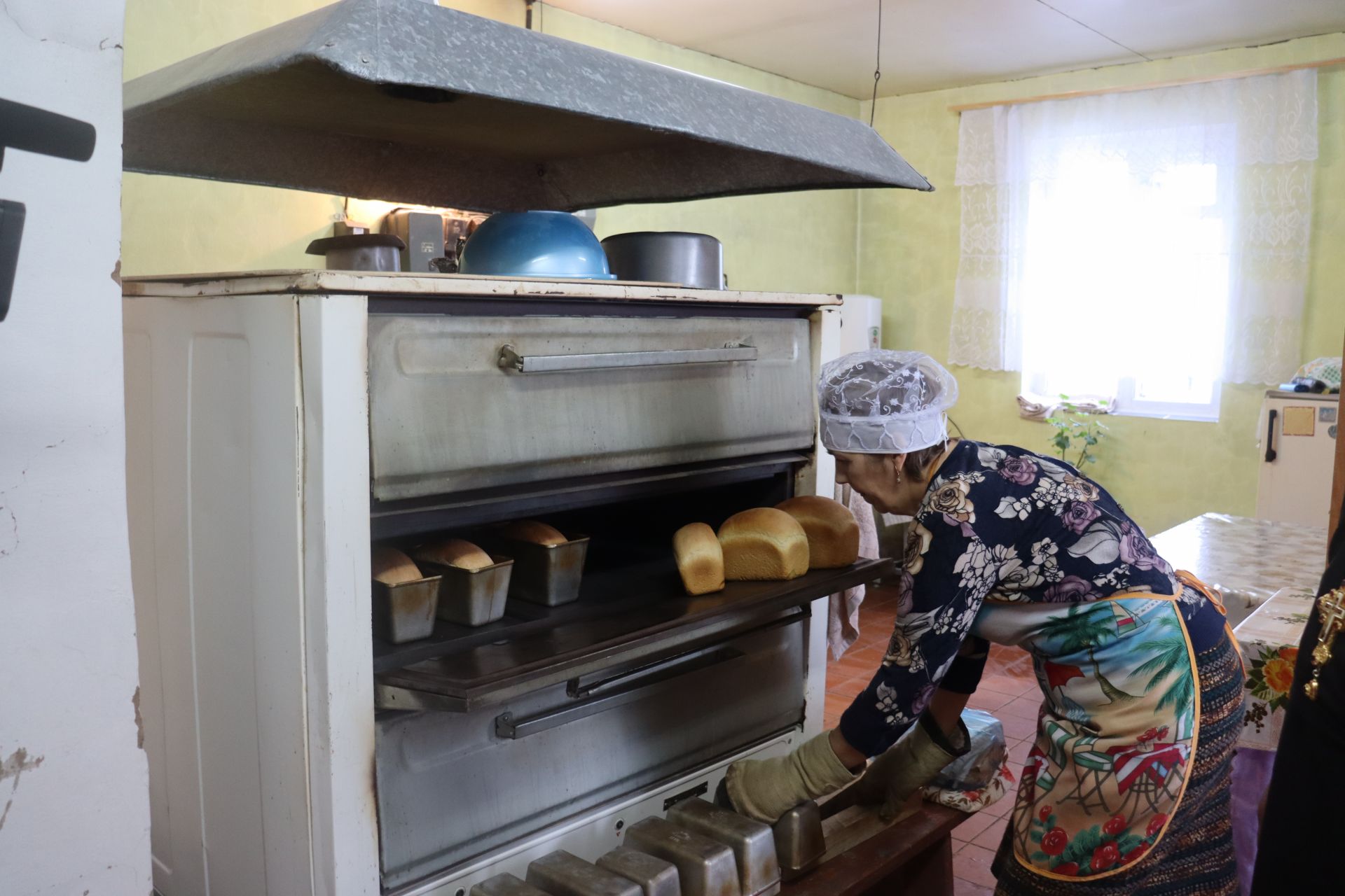 В социальной столовой при чистопольском храме организовали горячее питание для нуждающихся