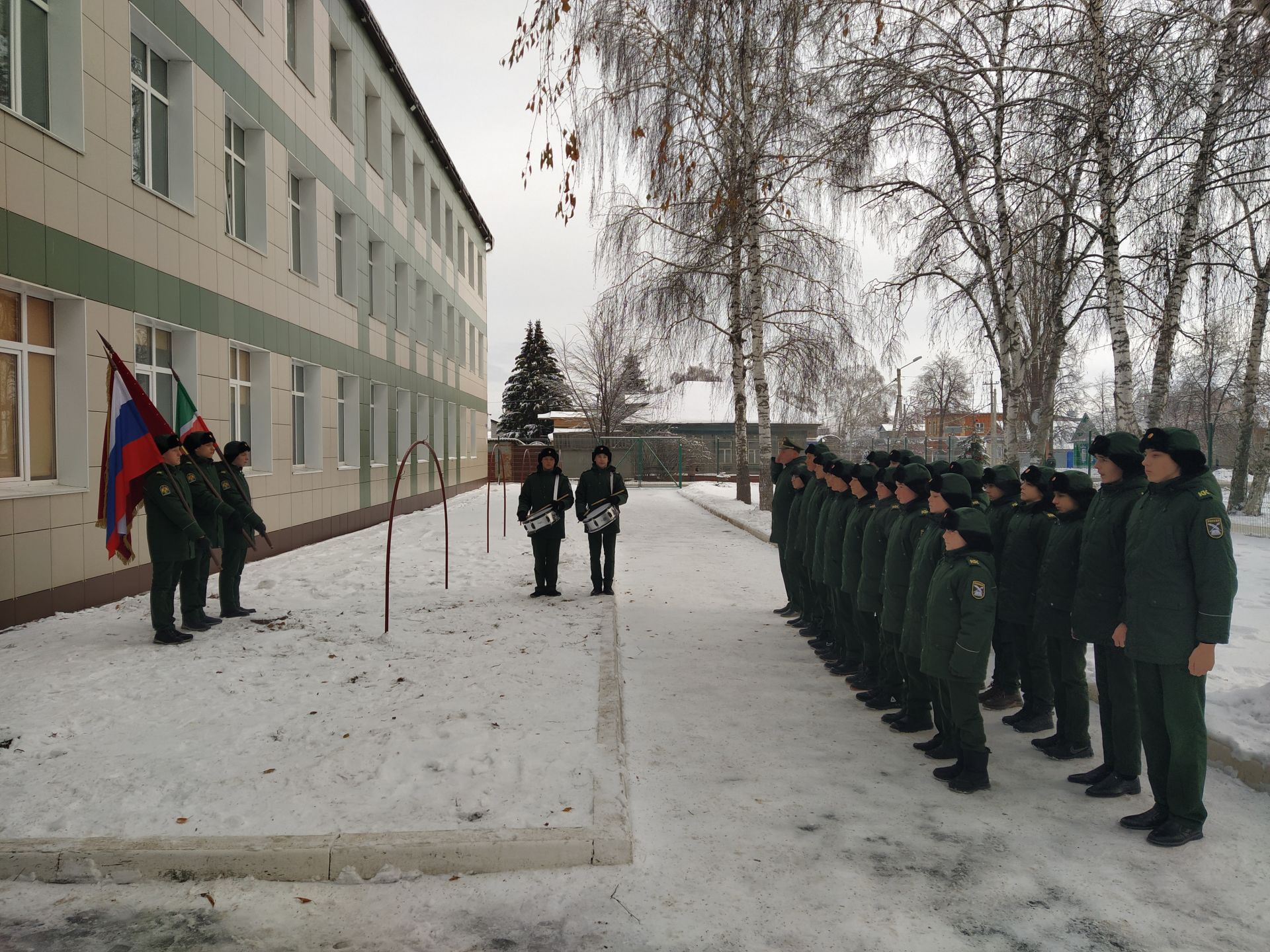 В Чистополе открыли мемориальную доску в память об участнике спецоперации Сергее Тимофеенко