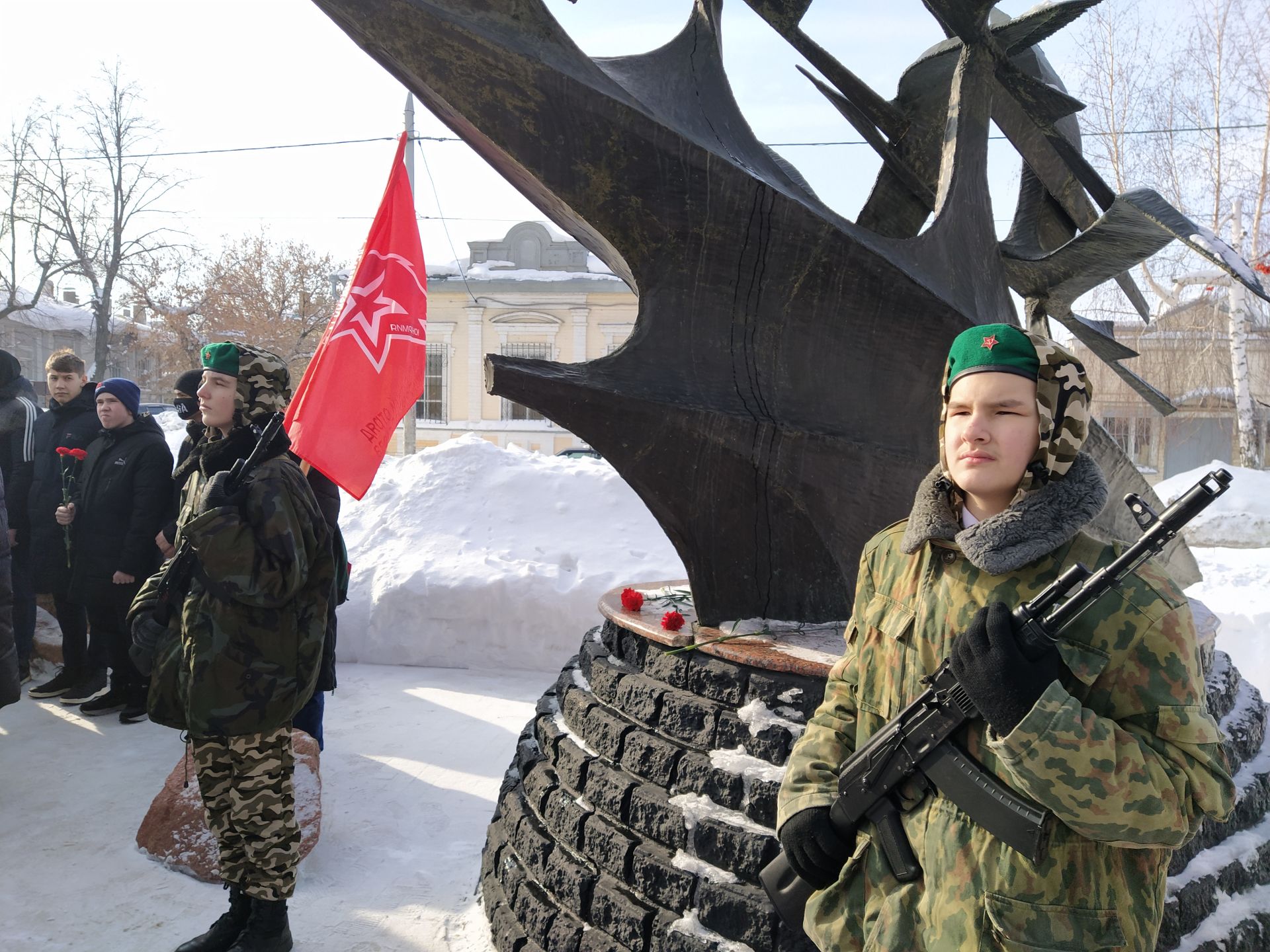 В Чистополе в 33 годовщину вывода войск из Афганистана почтили память воинов-интернационалистов