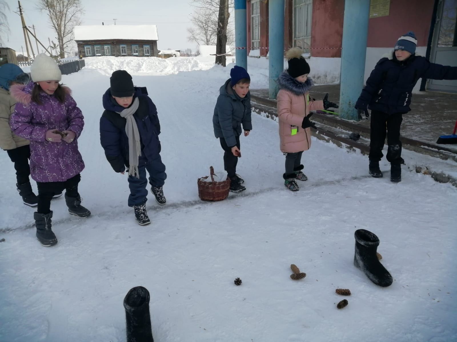 Детям из чистопольского села рассказали о русской народной обуви – валенках