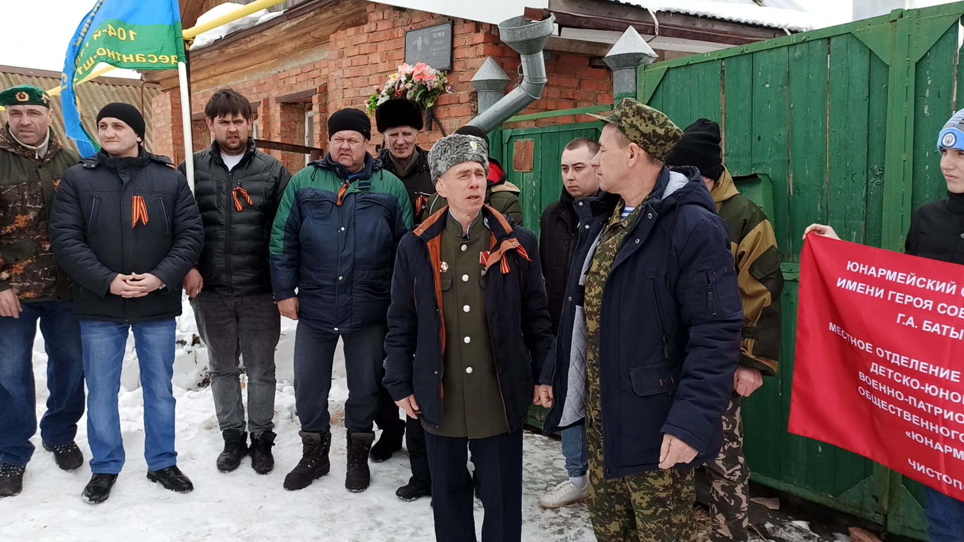 В Чистополе состоялся автопробег в поддержку российских военных (фоторепортаж)