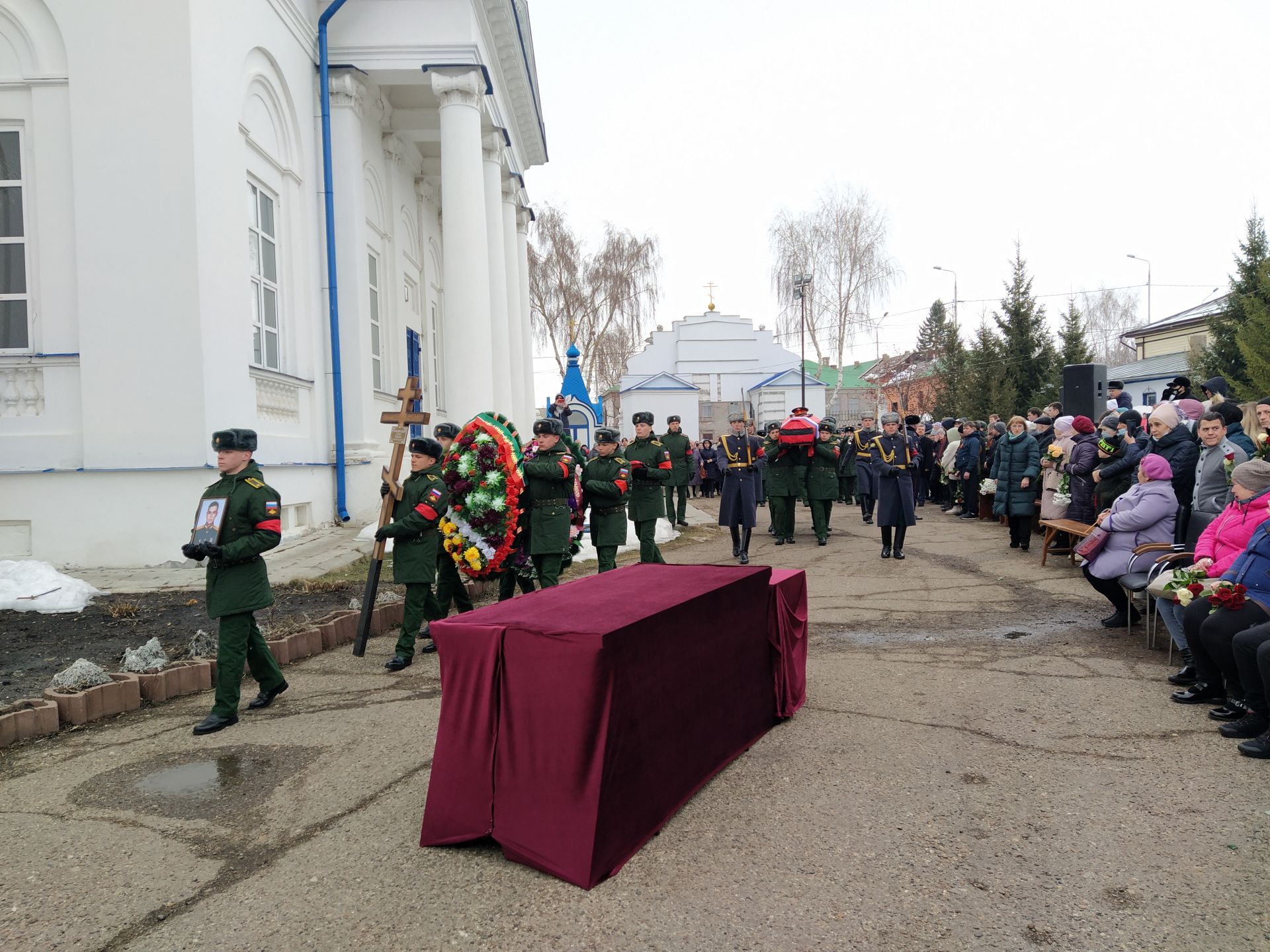 В Чистополе простились с погибшим на территории Украины Сергеем Тимофеенко