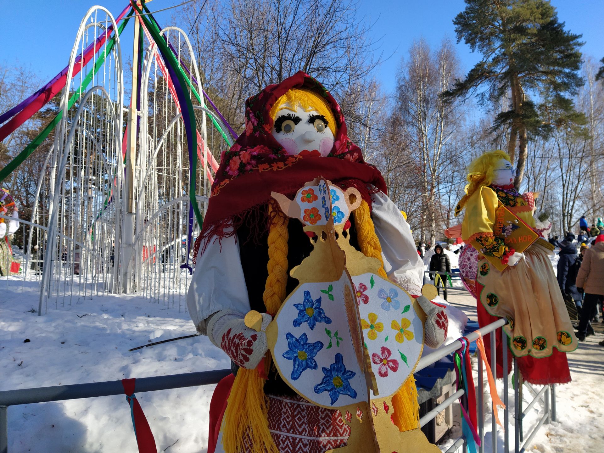 В Чистополе весело отпраздновали Масленицу (ФОТОРЕПОРТАЖ)