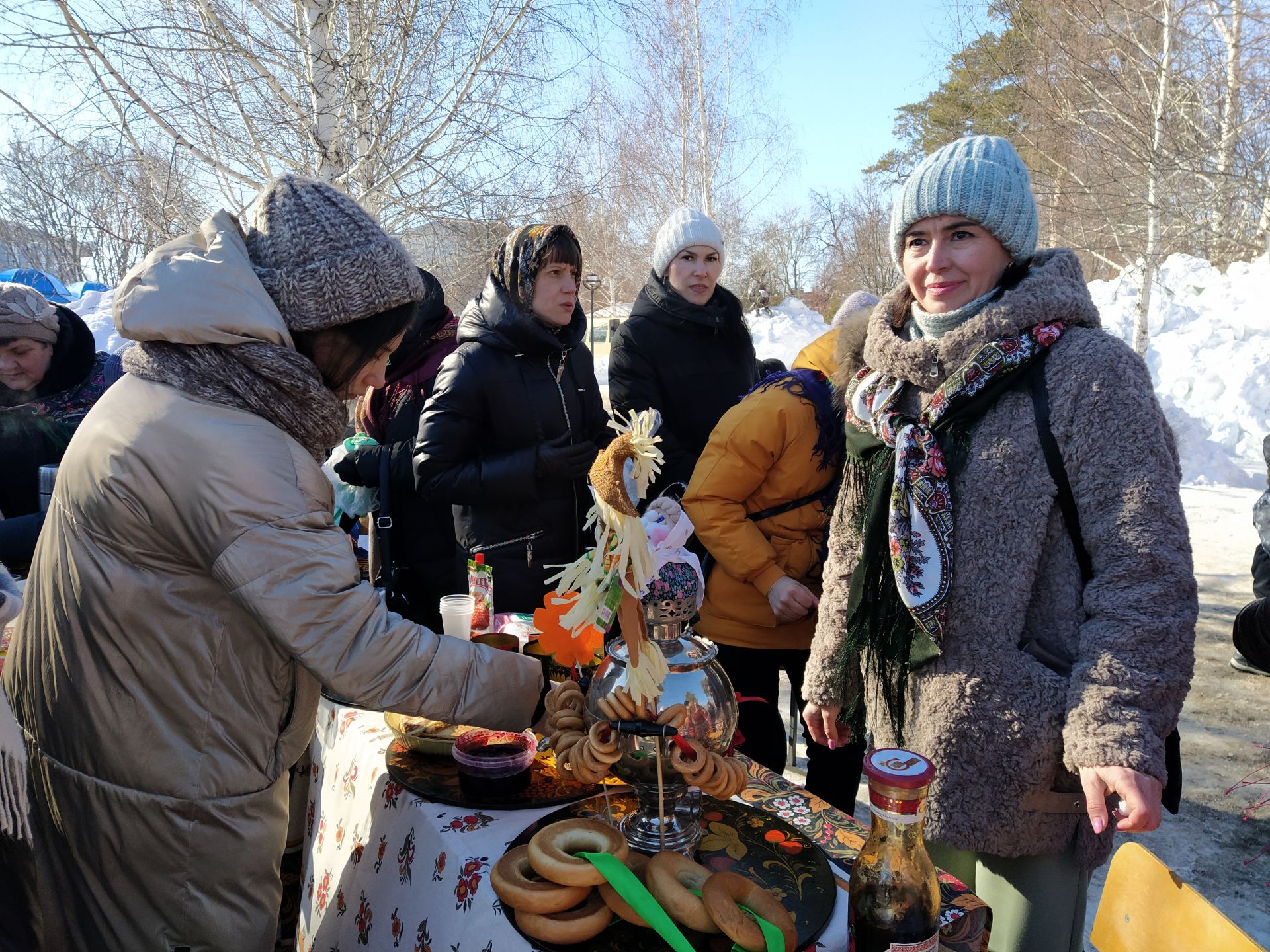 В Чистополе весело отпраздновали Масленицу (ФОТОРЕПОРТАЖ)