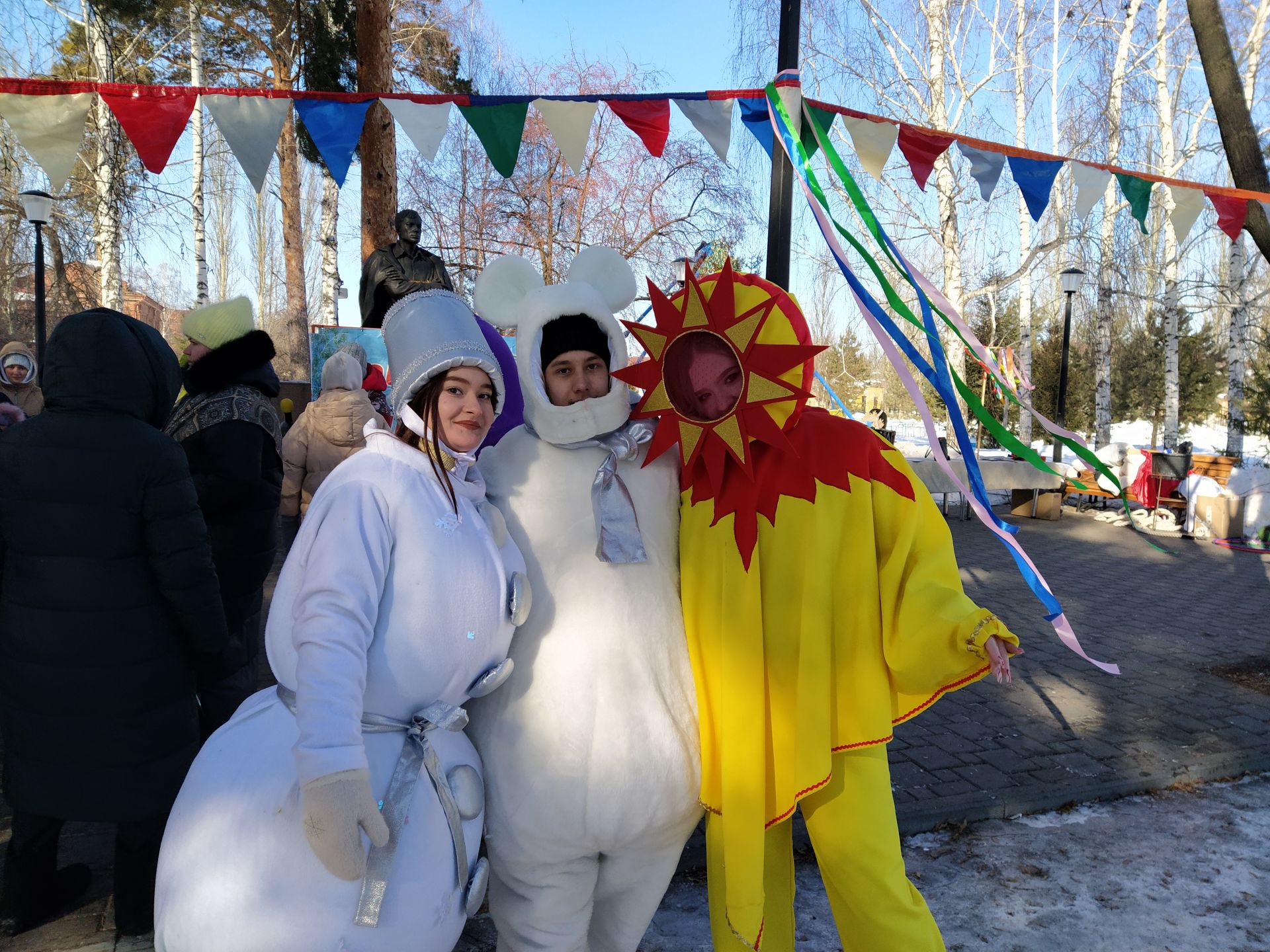 В Чистополе весело отпраздновали Масленицу (ФОТОРЕПОРТАЖ)