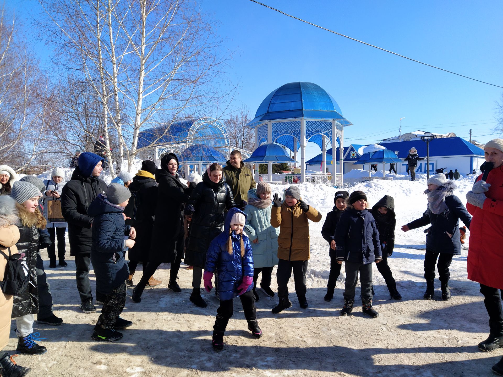 В Чистополе весело отпраздновали Масленицу (ФОТОРЕПОРТАЖ)