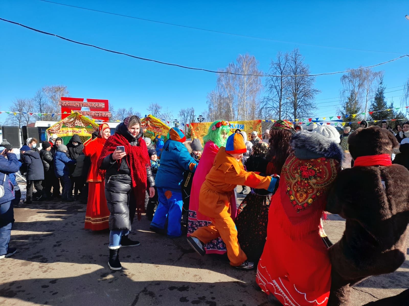 В Чистополе весело отпраздновали Масленицу (ФОТОРЕПОРТАЖ)