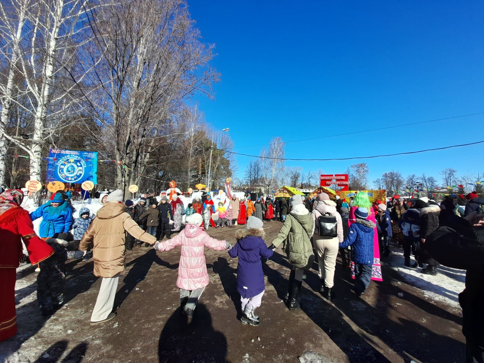 В Чистополе весело отпраздновали Масленицу (ФОТОРЕПОРТАЖ)