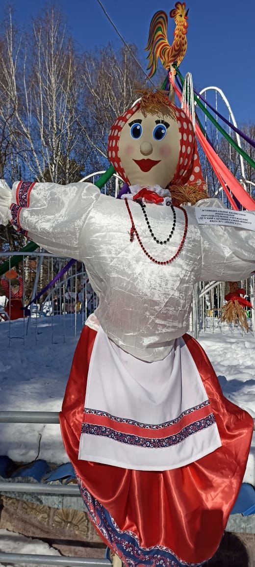 В Чистополе весело отпраздновали Масленицу (ФОТОРЕПОРТАЖ)