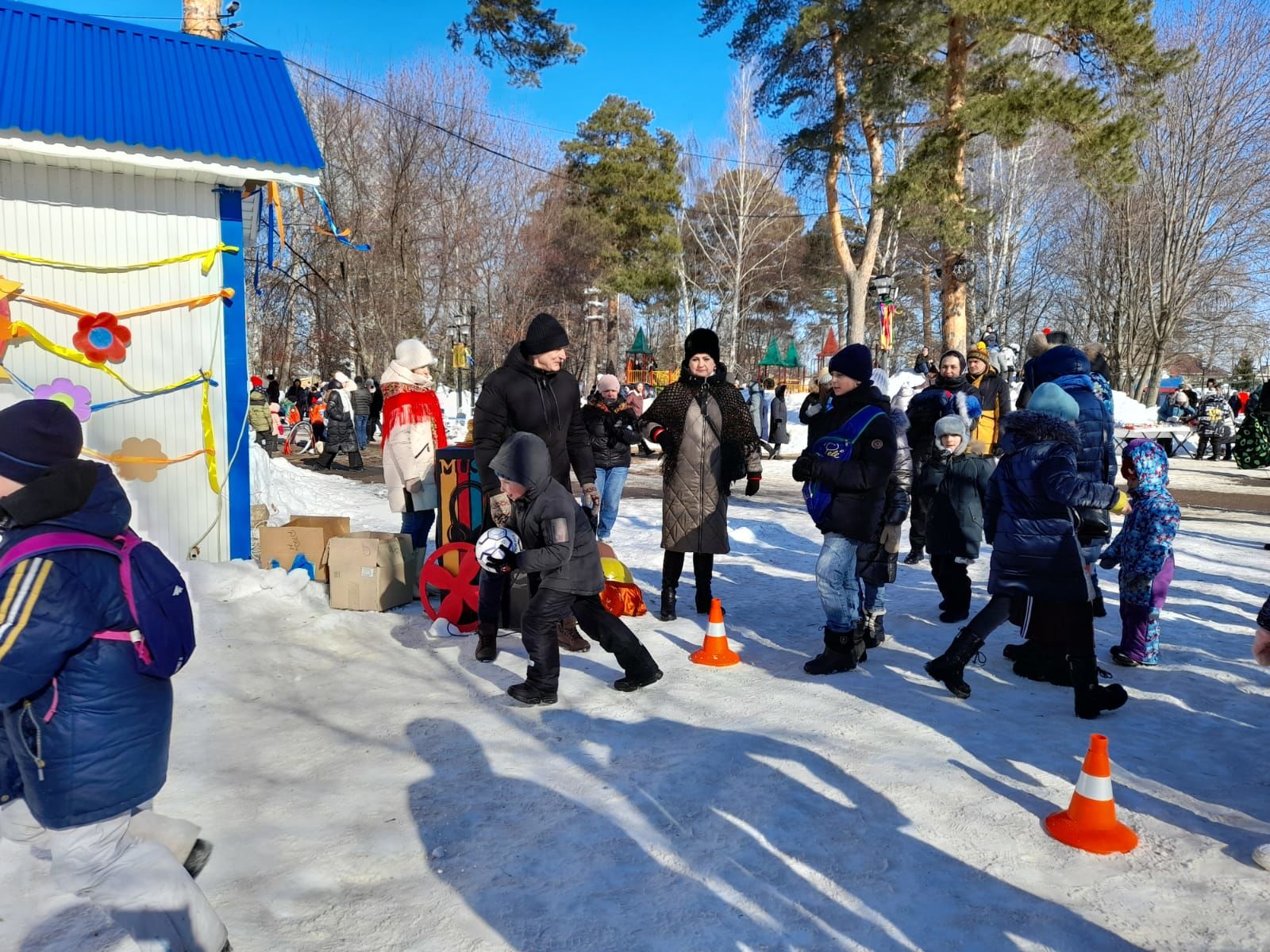 В Чистополе весело отпраздновали Масленицу (ФОТОРЕПОРТАЖ)