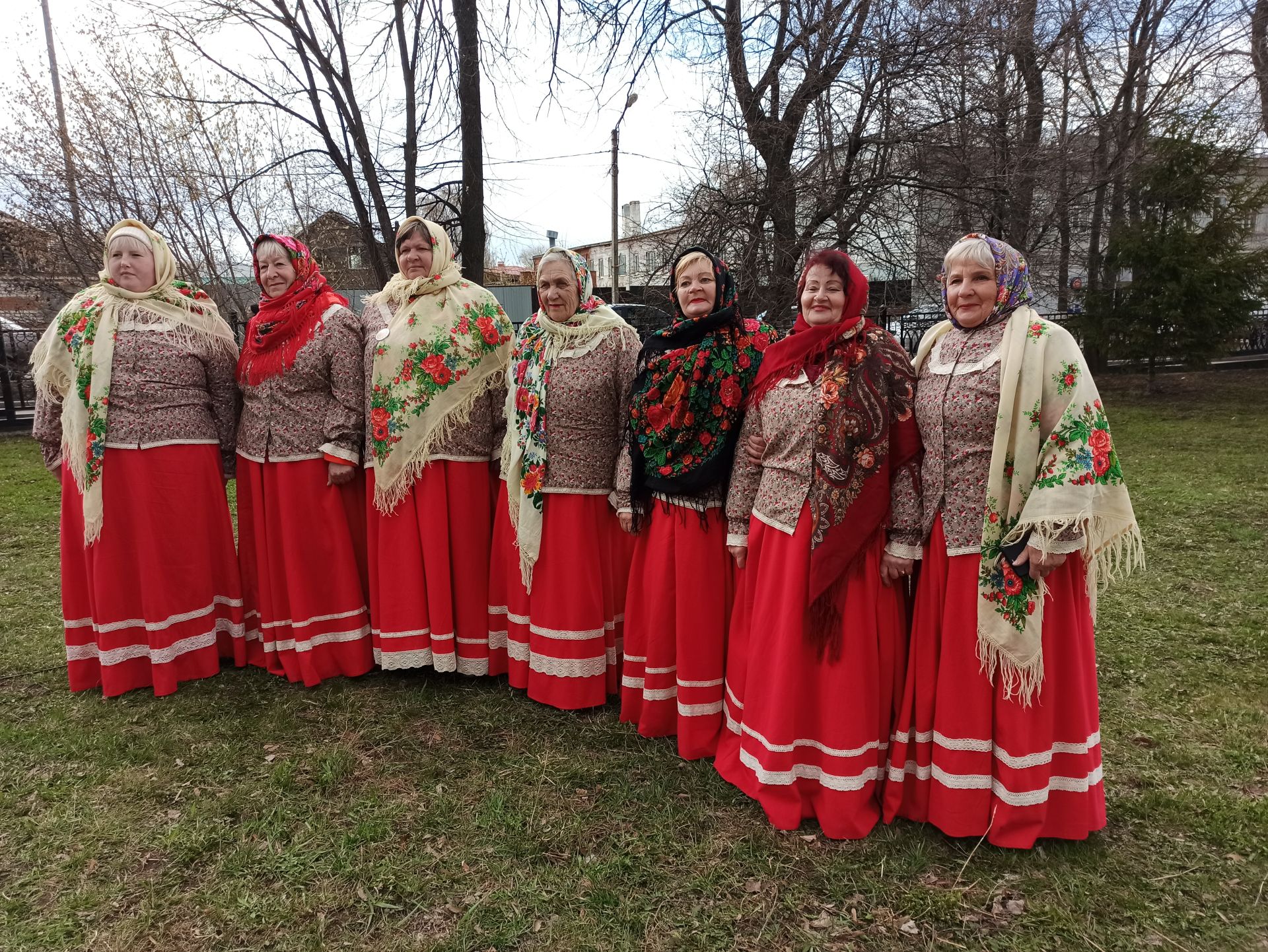 В Чистополе состоялся пасхальный фестиваль «Красная горка» (фоторепортаж)