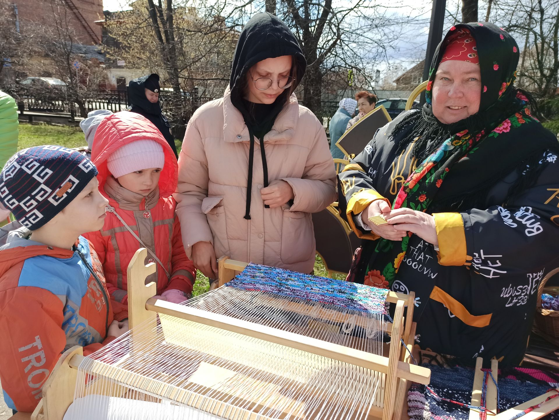 В Чистополе состоялся пасхальный фестиваль «Красная горка» (фоторепортаж)