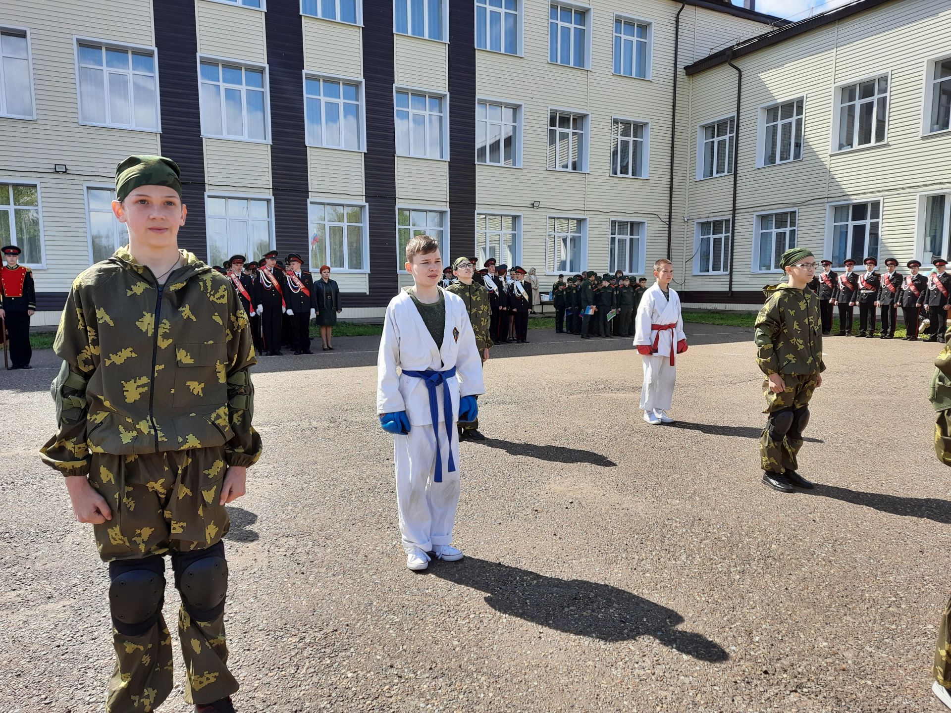 Чистопольские кадеты простились со знаменем родной школы