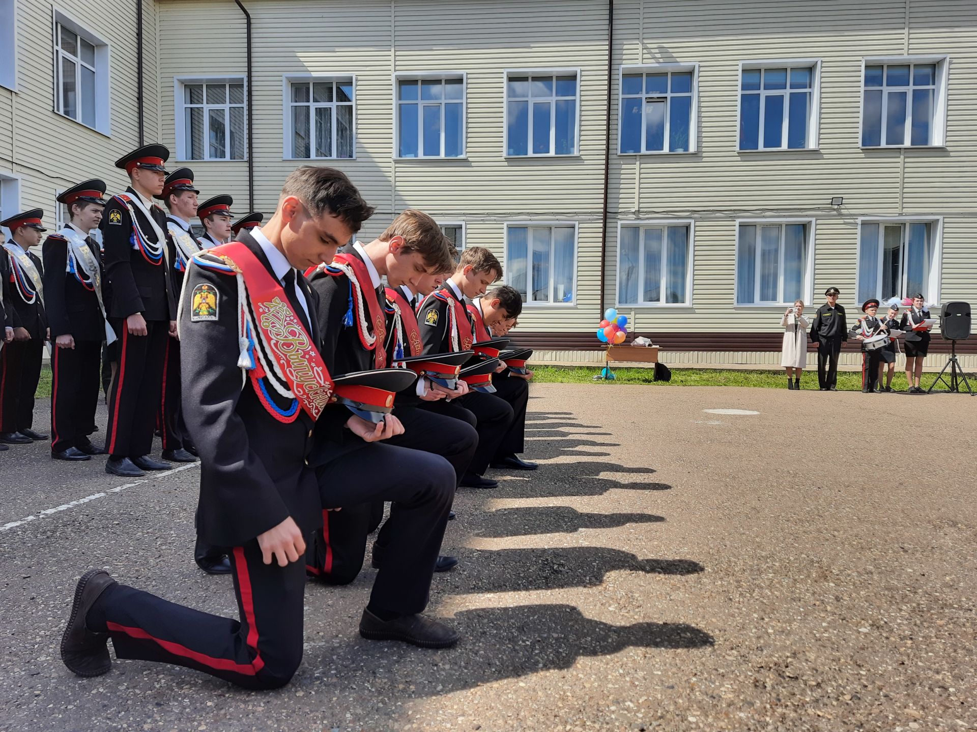 Чистопольские кадеты простились со знаменем родной школы