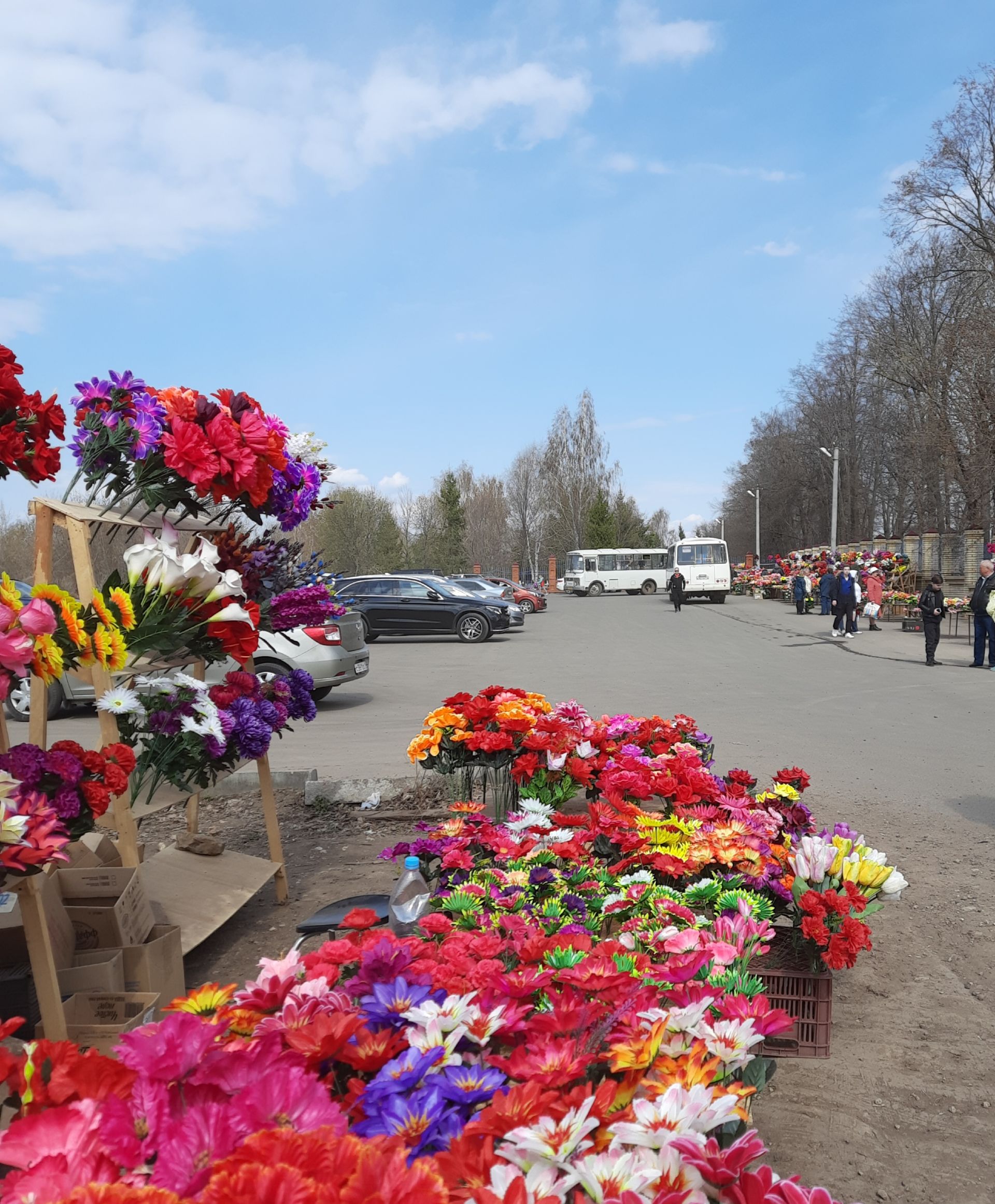 Чистопольцы празднуют Радоницу