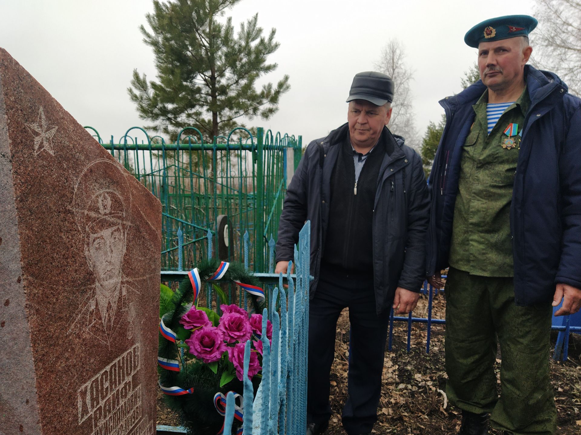 Неравнодушные чистопольцы хотят увековечить память земляка-афганца Раифа Хасанова (Фоторепортаж)