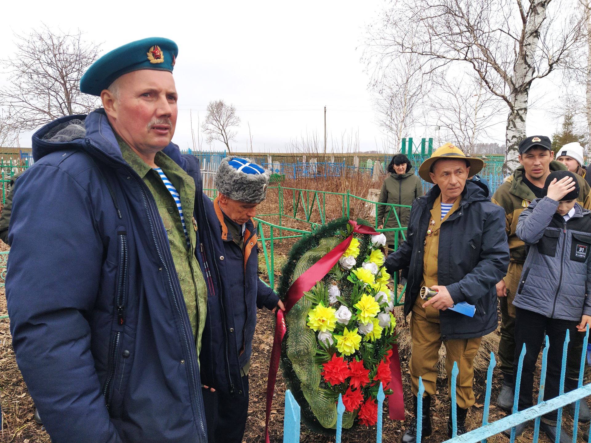 Неравнодушные чистопольцы хотят увековечить память земляка-афганца Раифа Хасанова (Фоторепортаж)