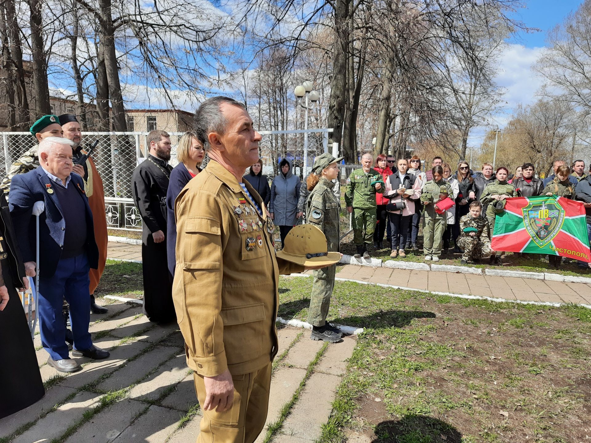 В преддверии Дня Победы в Чистополе провели массовый автопробег (Фоторепортаж)