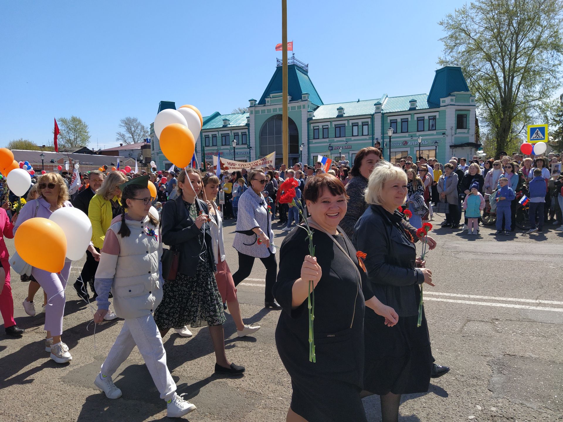 В Чистополе прошел торжественный митинг к Дню Победы (ФОТОРЕПОРТАЖ)