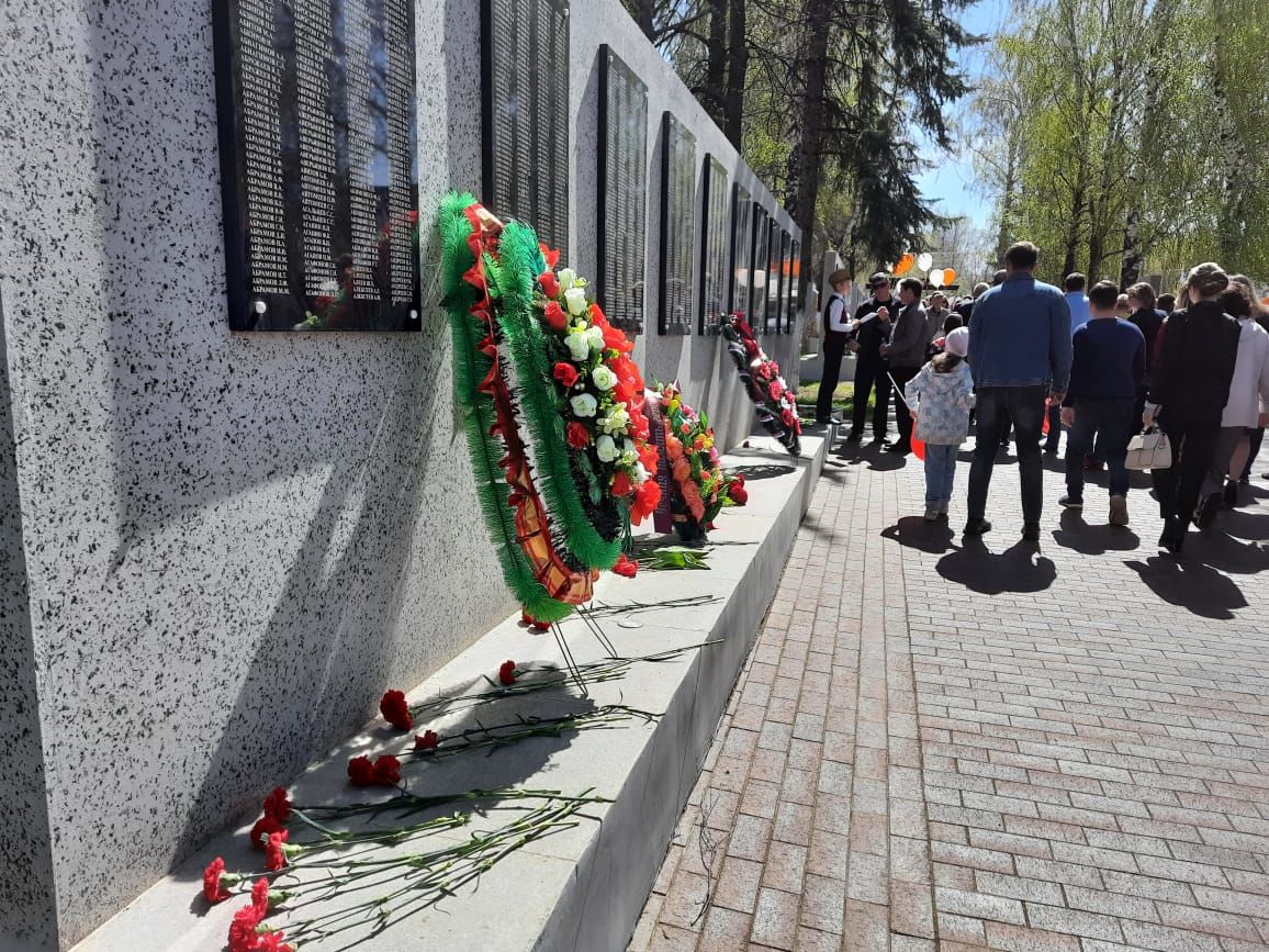 В Чистополе прошел торжественный митинг к Дню Победы (ФОТОРЕПОРТАЖ)