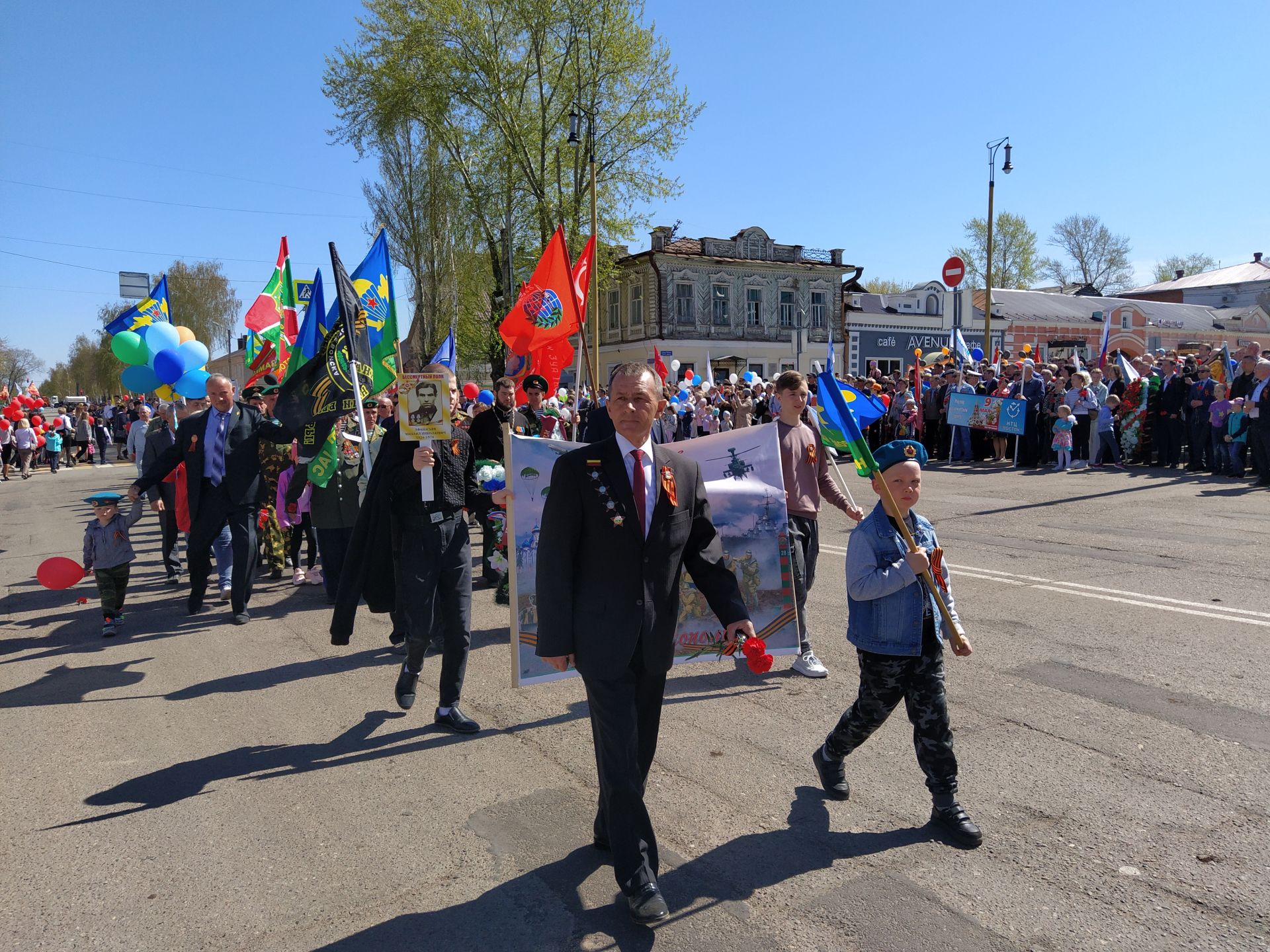 В Чистополе прошел торжественный митинг к Дню Победы (ФОТОРЕПОРТАЖ)