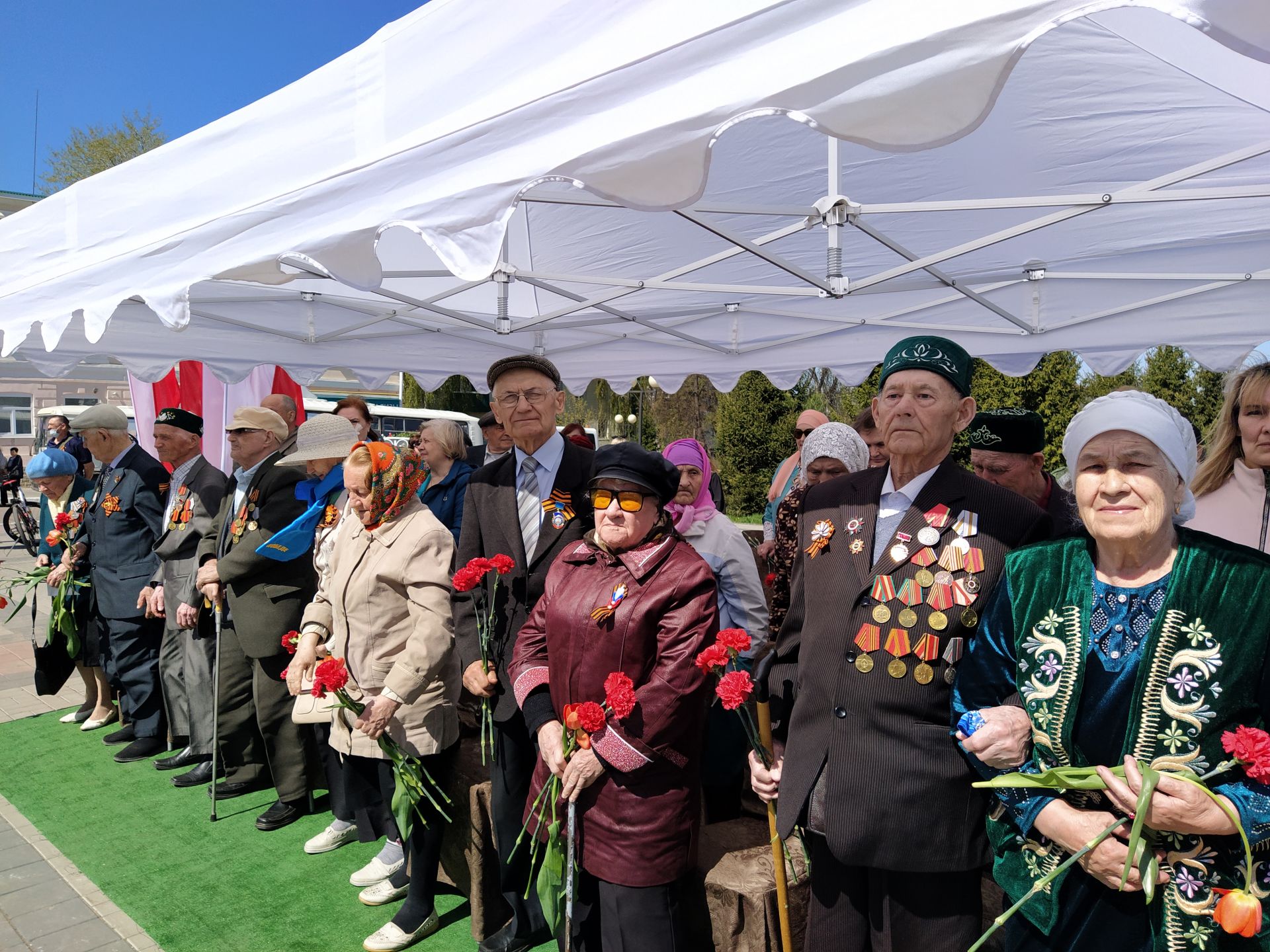 В Чистополе прошел торжественный митинг к Дню Победы (ФОТОРЕПОРТАЖ)