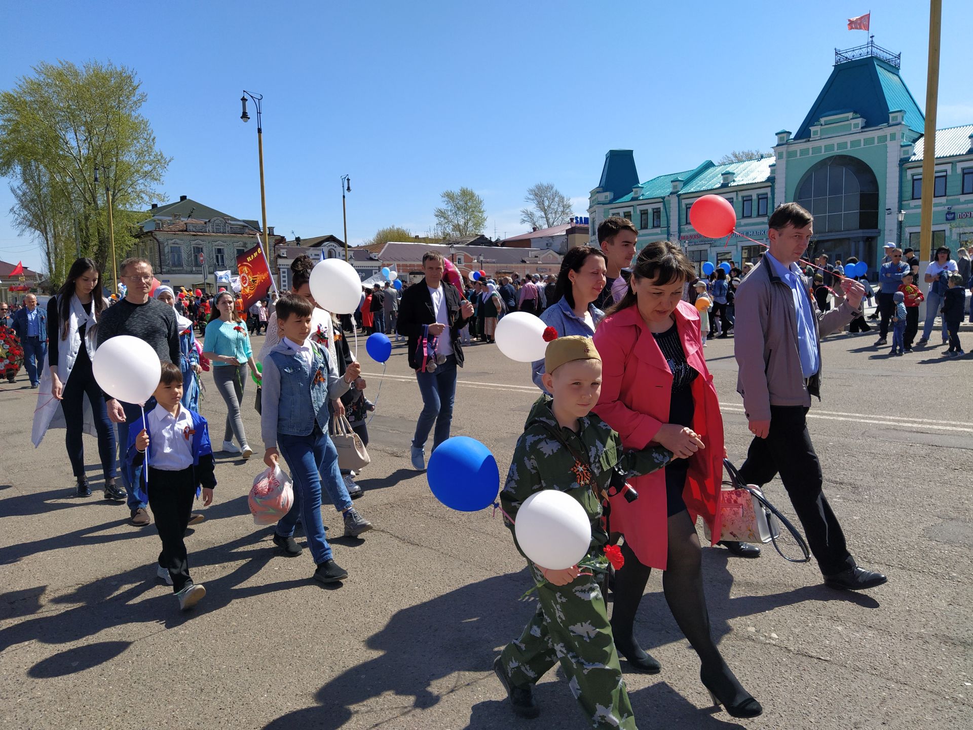 В Чистополе прошел торжественный митинг к Дню Победы (ФОТОРЕПОРТАЖ)