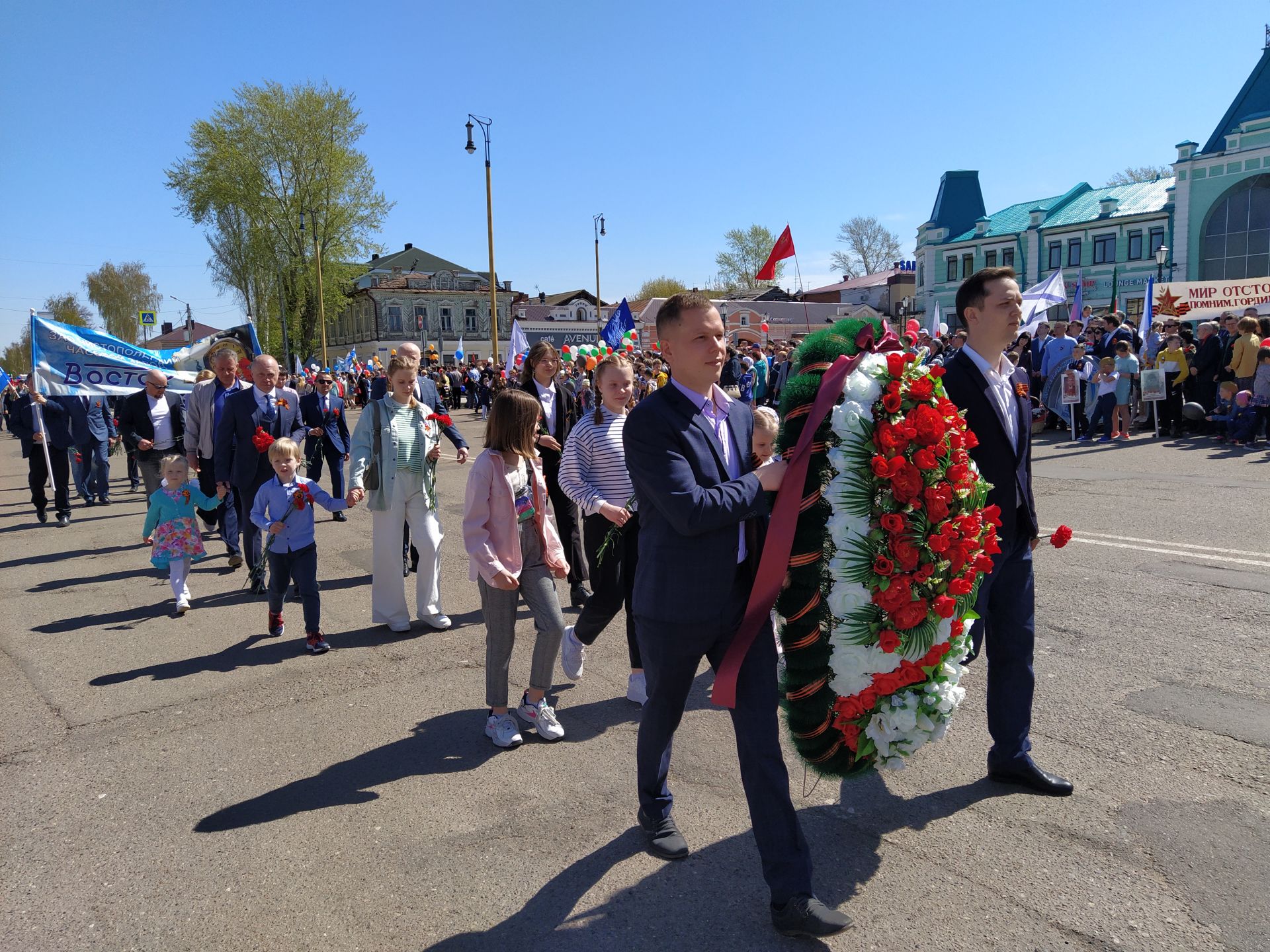 В Чистополе прошел торжественный митинг к Дню Победы (ФОТОРЕПОРТАЖ)