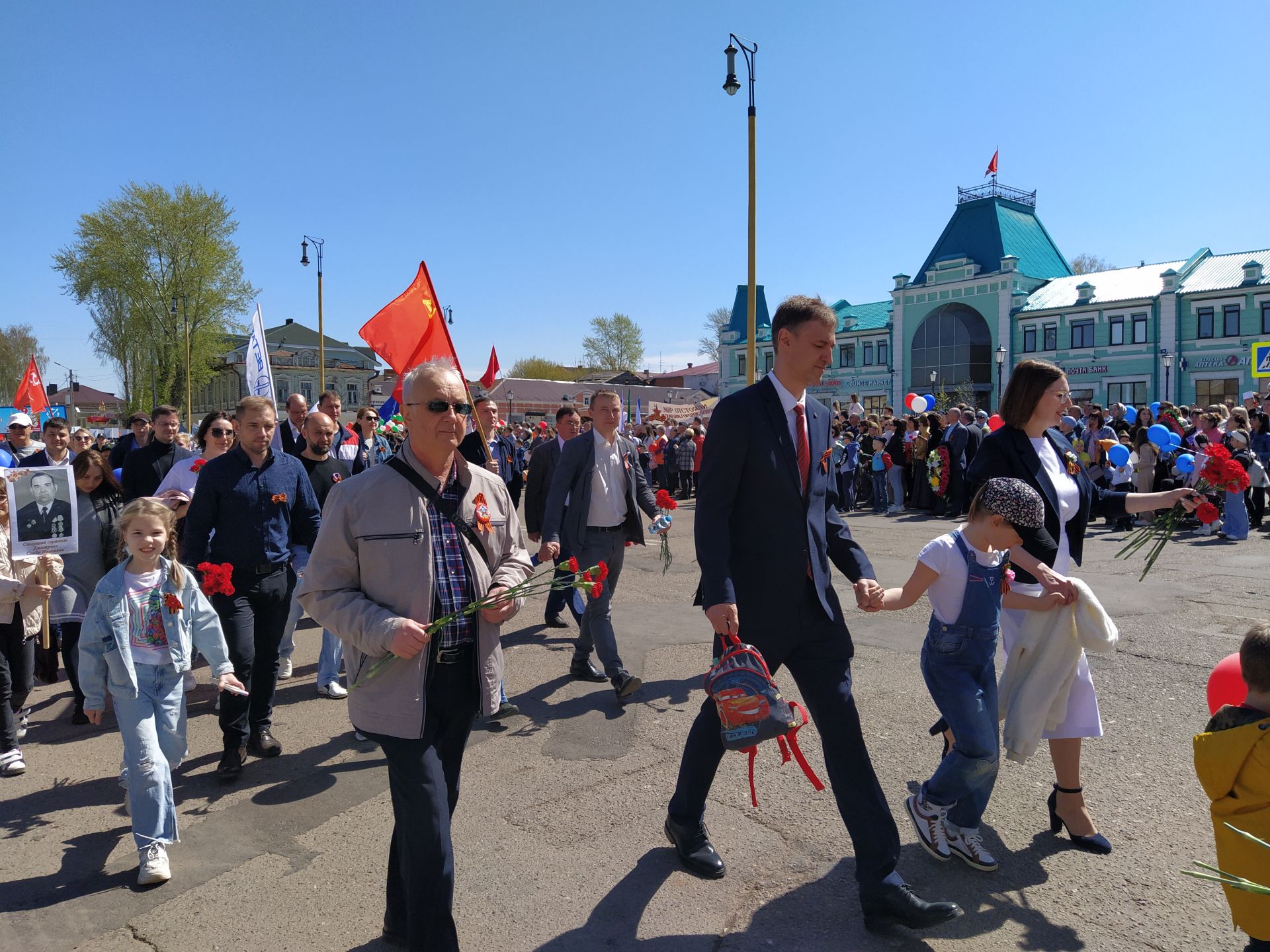 В Чистополе прошел торжественный митинг к Дню Победы (ФОТОРЕПОРТАЖ)