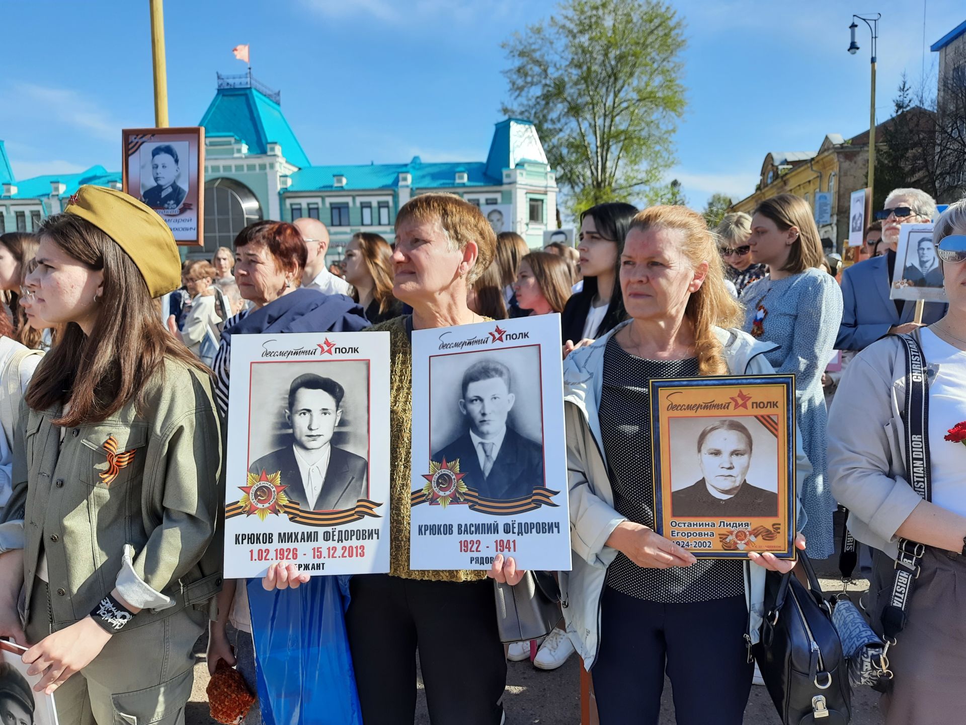 Тысячи чистопольцев приняли участие в шествии «Бессмертного полка» (Фоторепортаж)