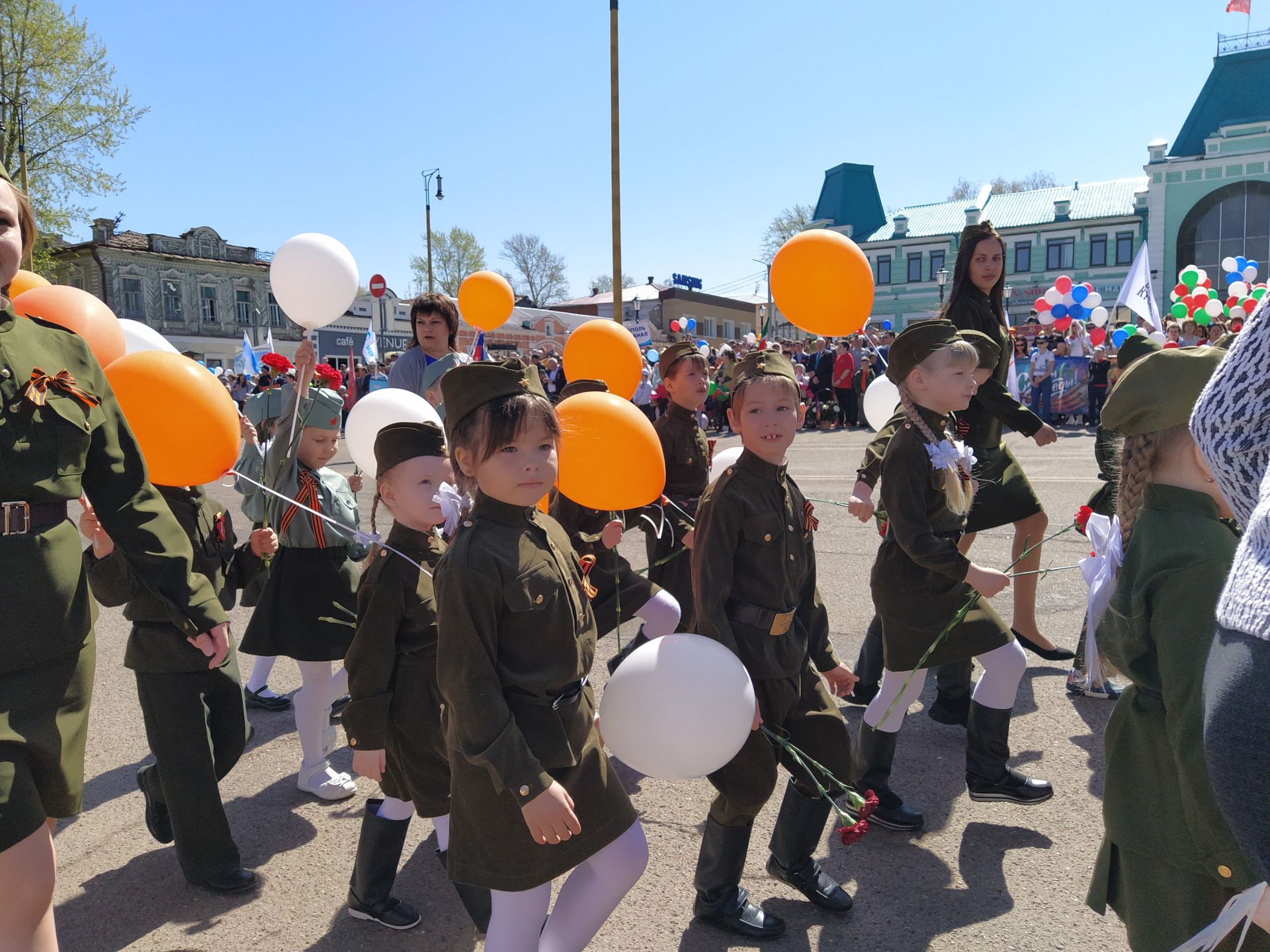 В Чистополе прошел торжественный митинг к Дню Победы (ФОТОРЕПОРТАЖ)