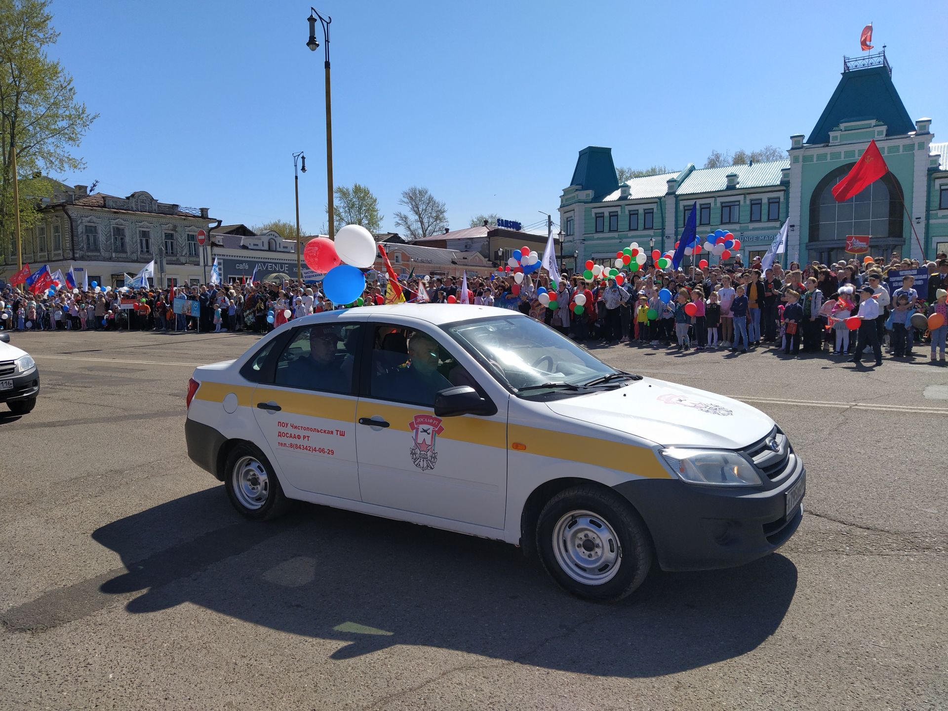 В Чистополе прошел торжественный митинг к Дню Победы (ФОТОРЕПОРТАЖ)