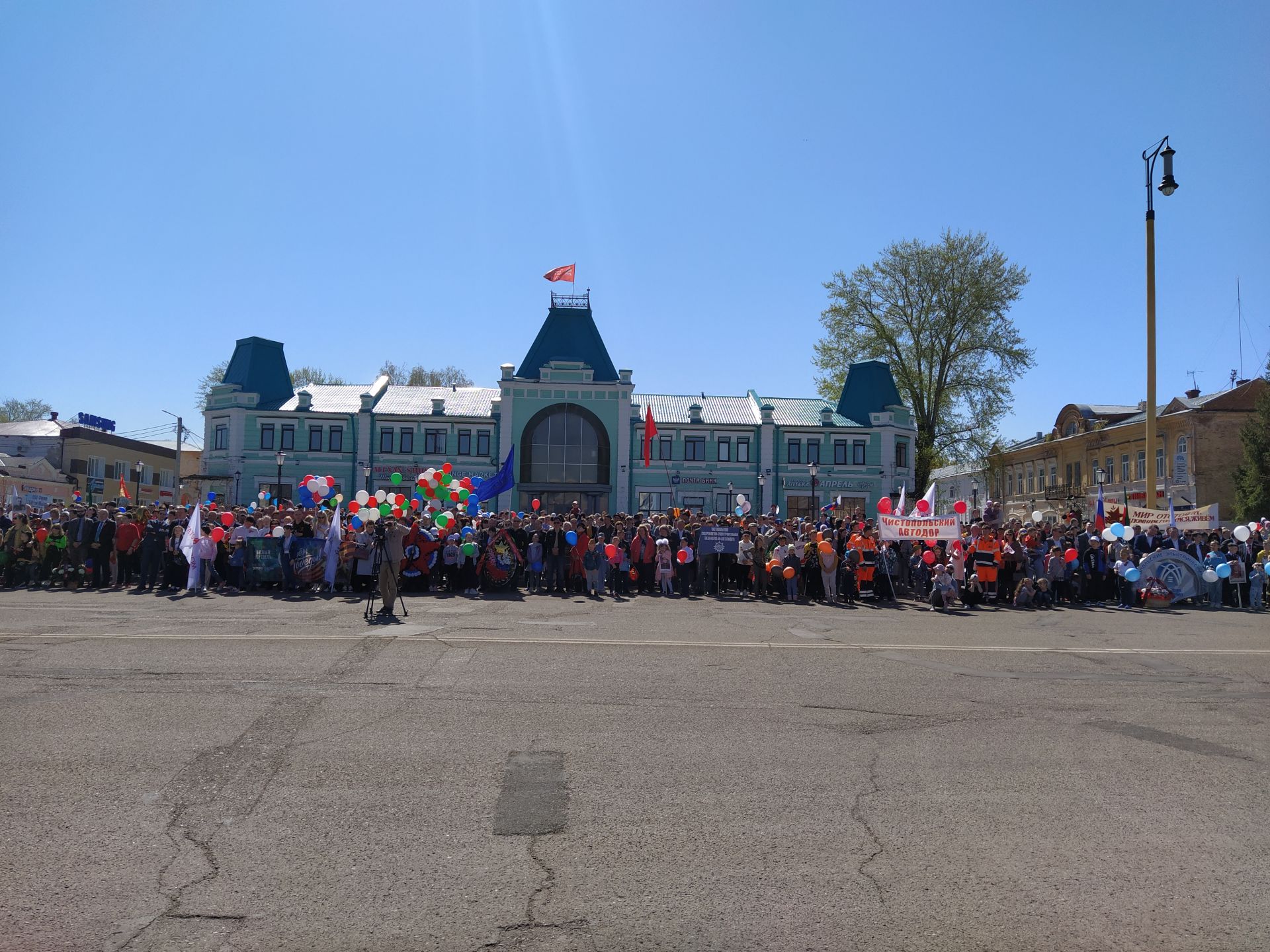 В Чистополе прошел торжественный митинг к Дню Победы (ФОТОРЕПОРТАЖ)