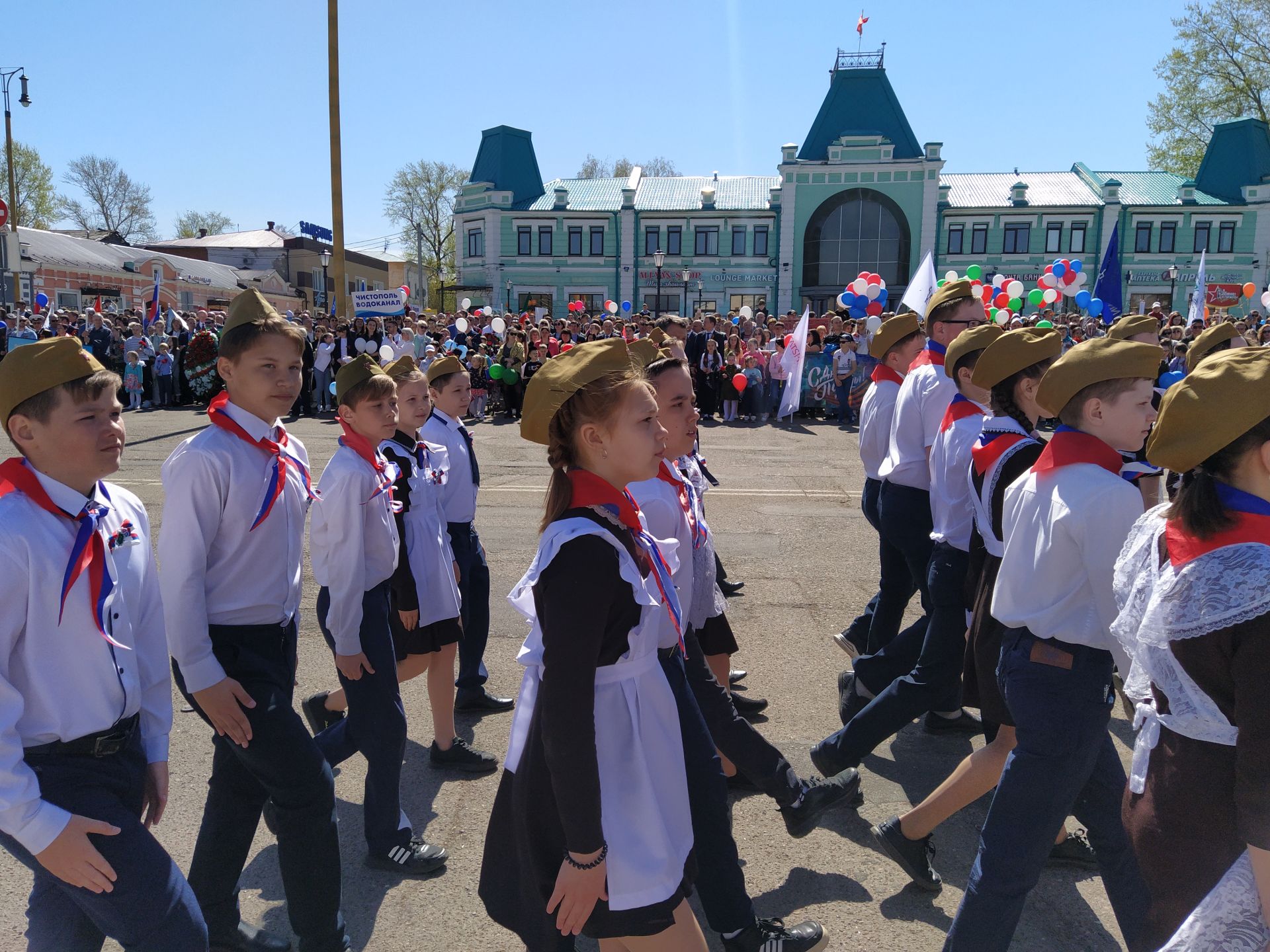 В Чистополе прошел торжественный митинг к Дню Победы (ФОТОРЕПОРТАЖ)