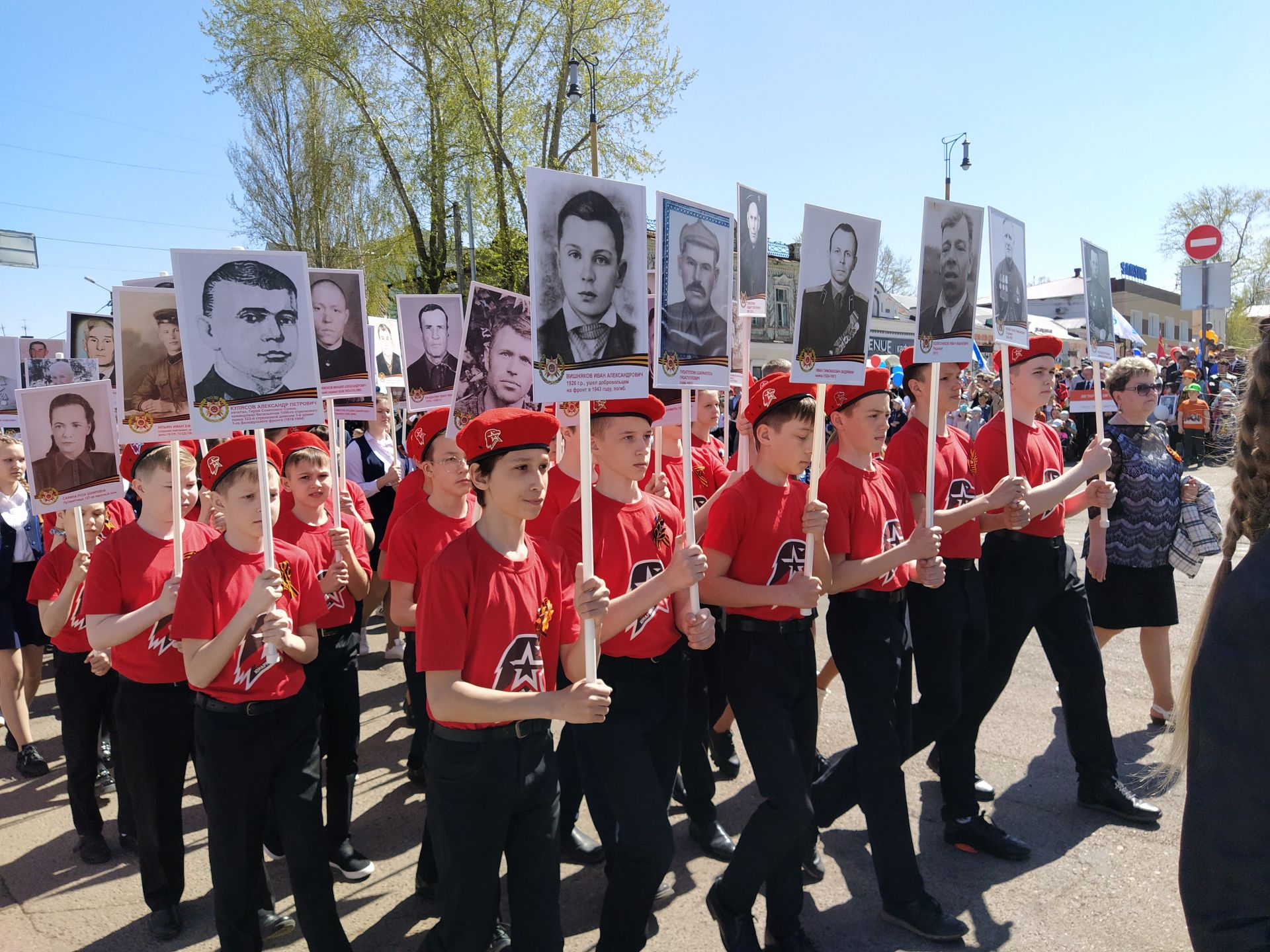 В Чистополе прошел торжественный митинг к Дню Победы (ФОТОРЕПОРТАЖ)