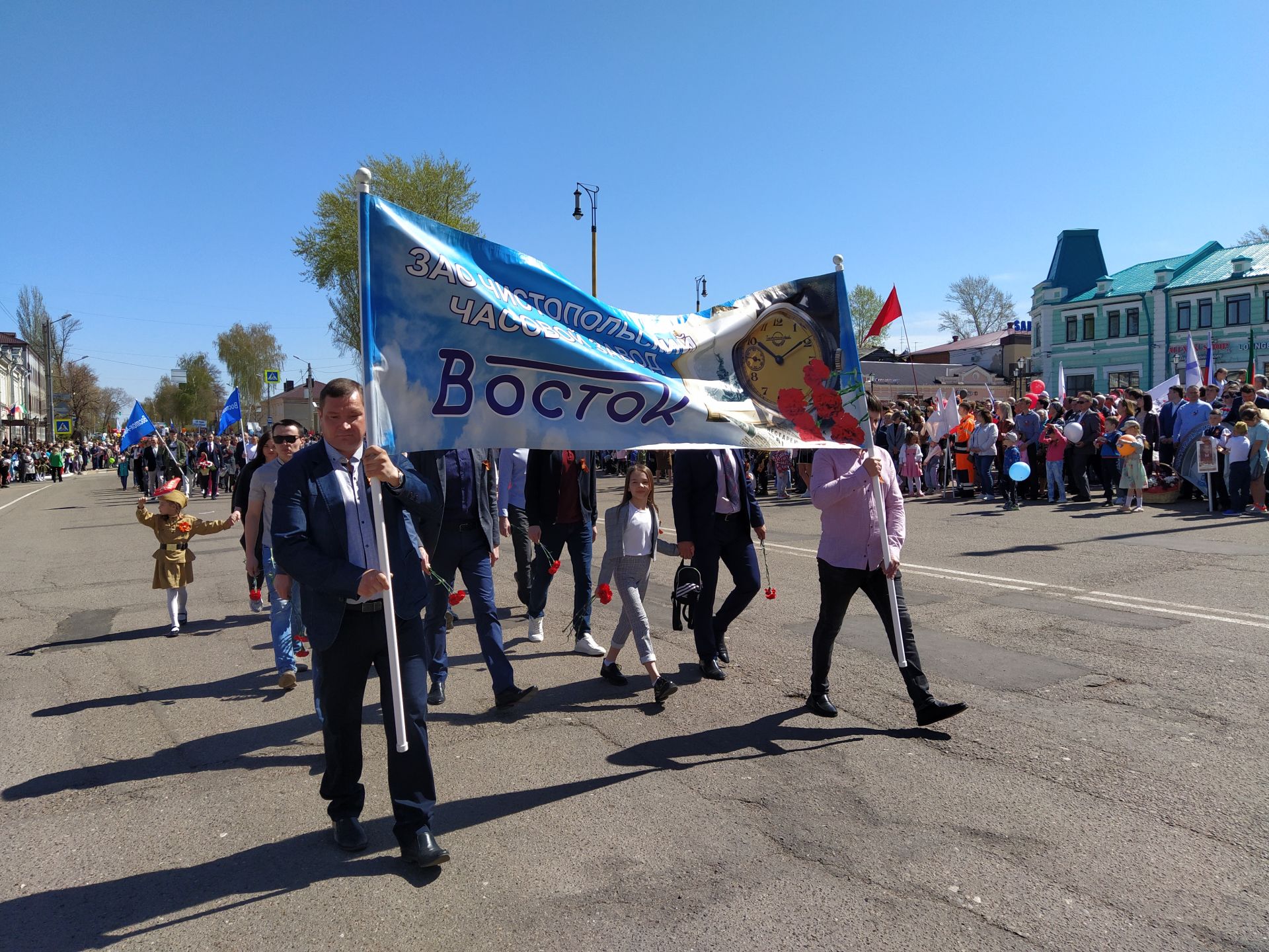 В Чистополе прошел торжественный митинг к Дню Победы (ФОТОРЕПОРТАЖ)