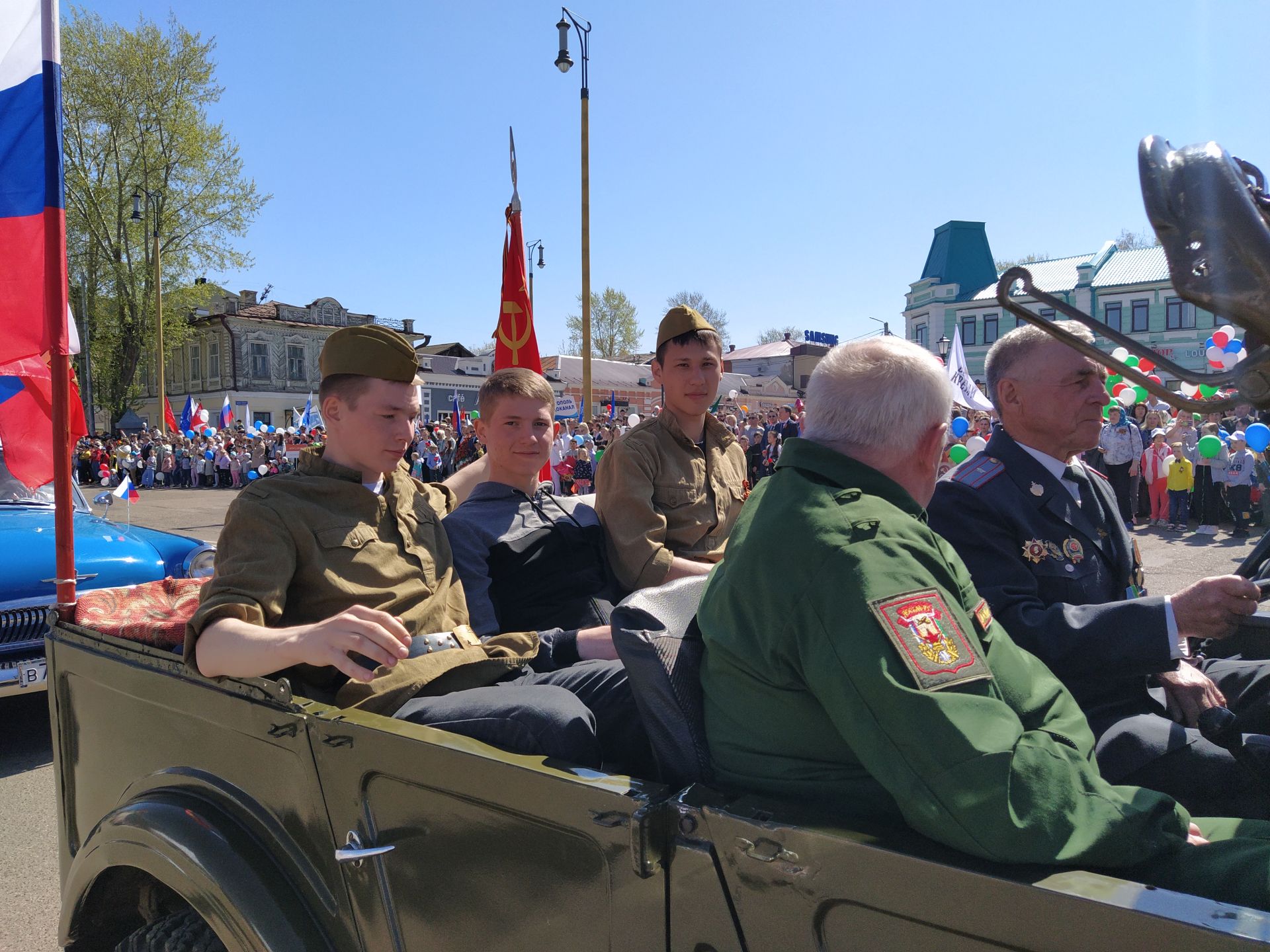 В Чистополе прошел торжественный митинг к Дню Победы (ФОТОРЕПОРТАЖ)