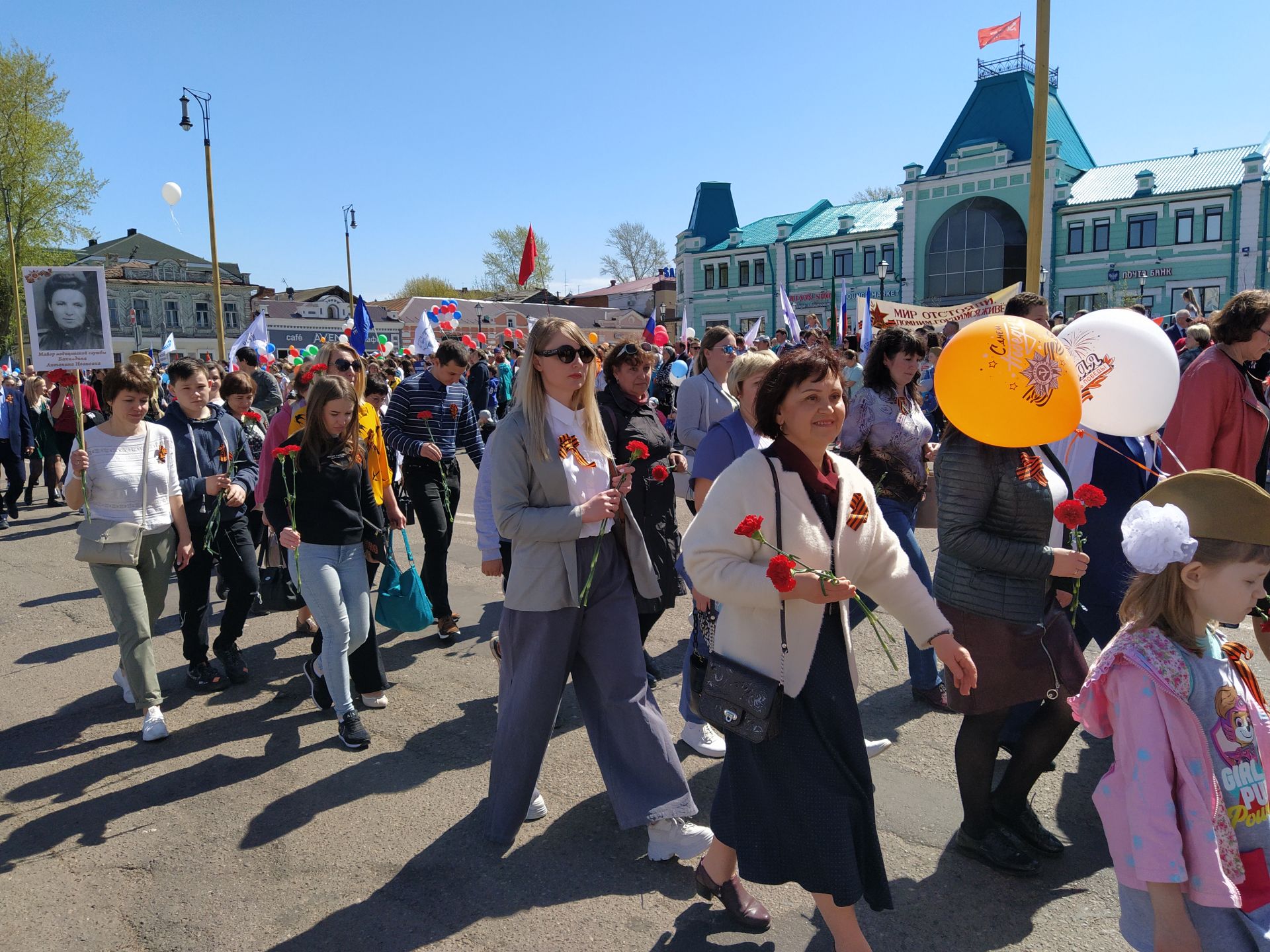 В Чистополе прошел торжественный митинг к Дню Победы (ФОТОРЕПОРТАЖ)