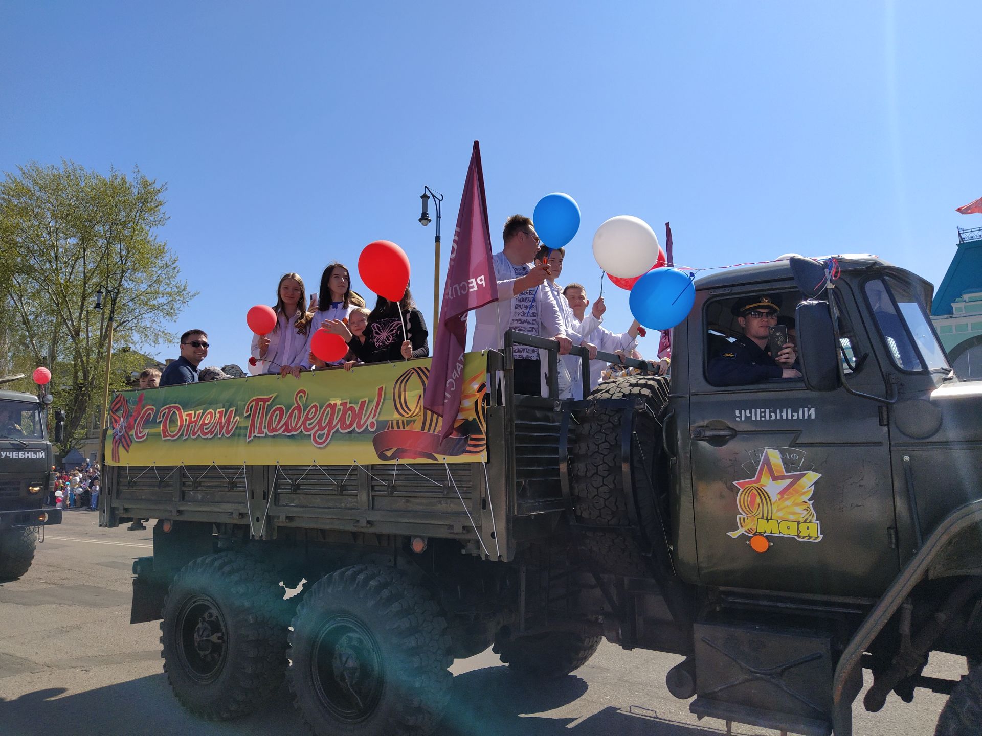 В Чистополе прошел торжественный митинг к Дню Победы (ФОТОРЕПОРТАЖ)