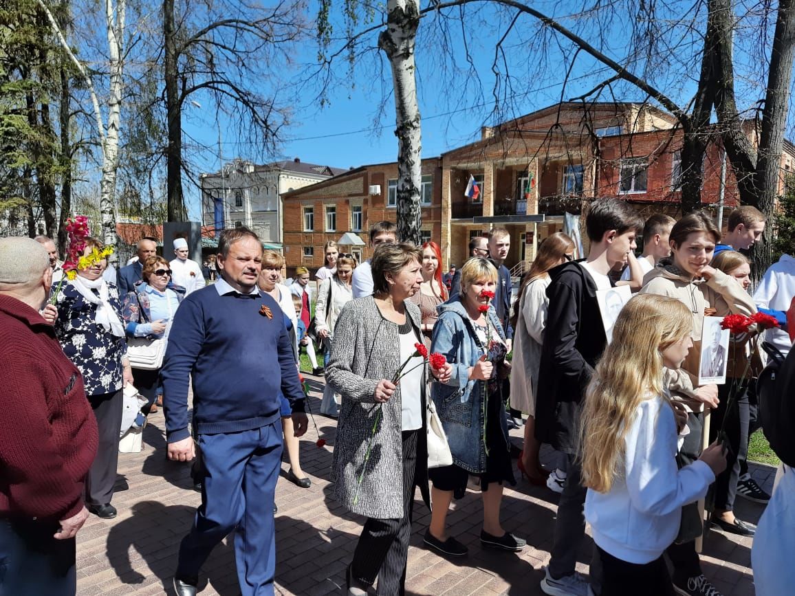 В Чистополе прошел торжественный митинг к Дню Победы (ФОТОРЕПОРТАЖ)