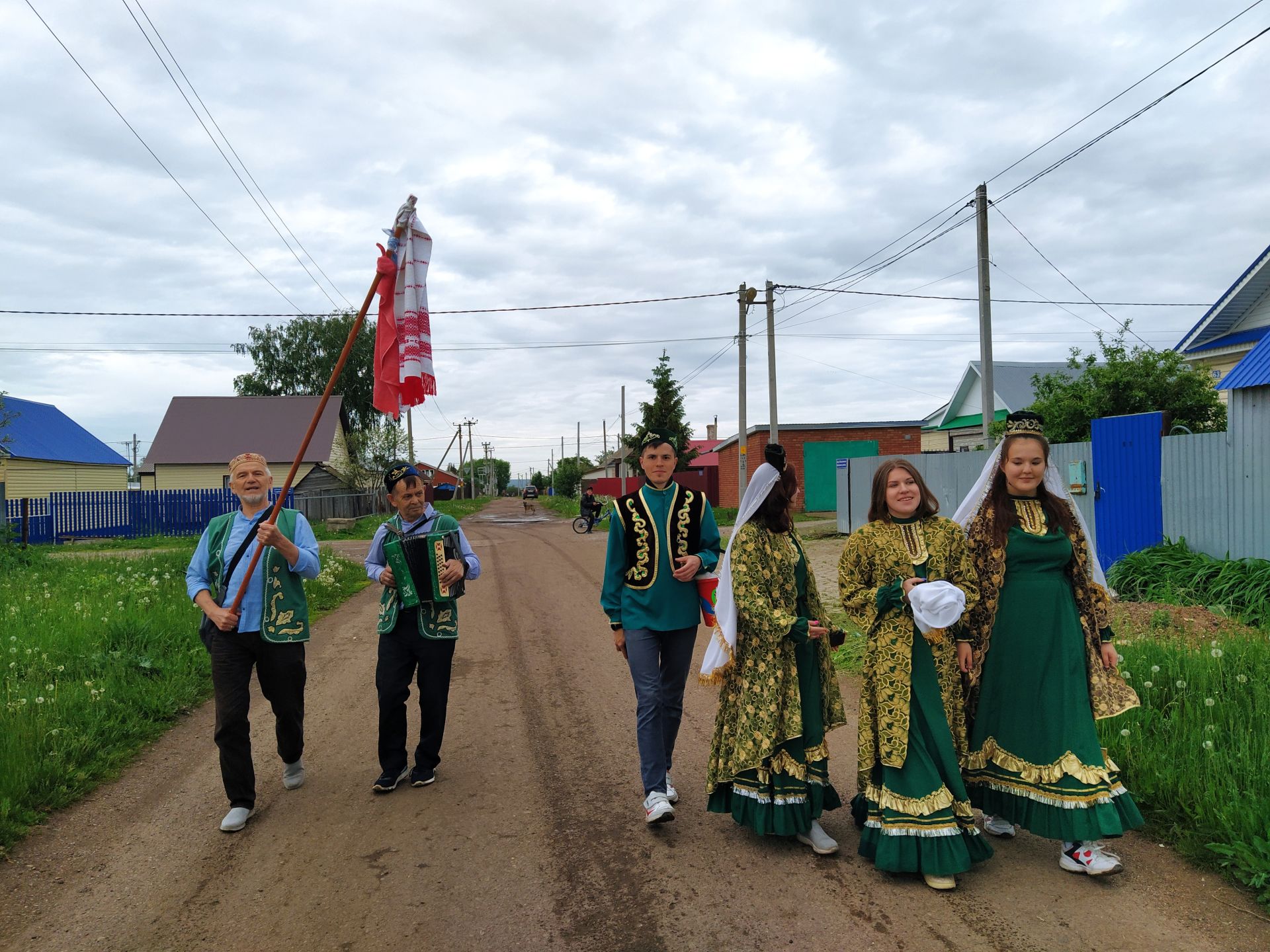 В Чистополе прошел обряд сбора полотенец (ФОТОРЕПОРТАЖ)