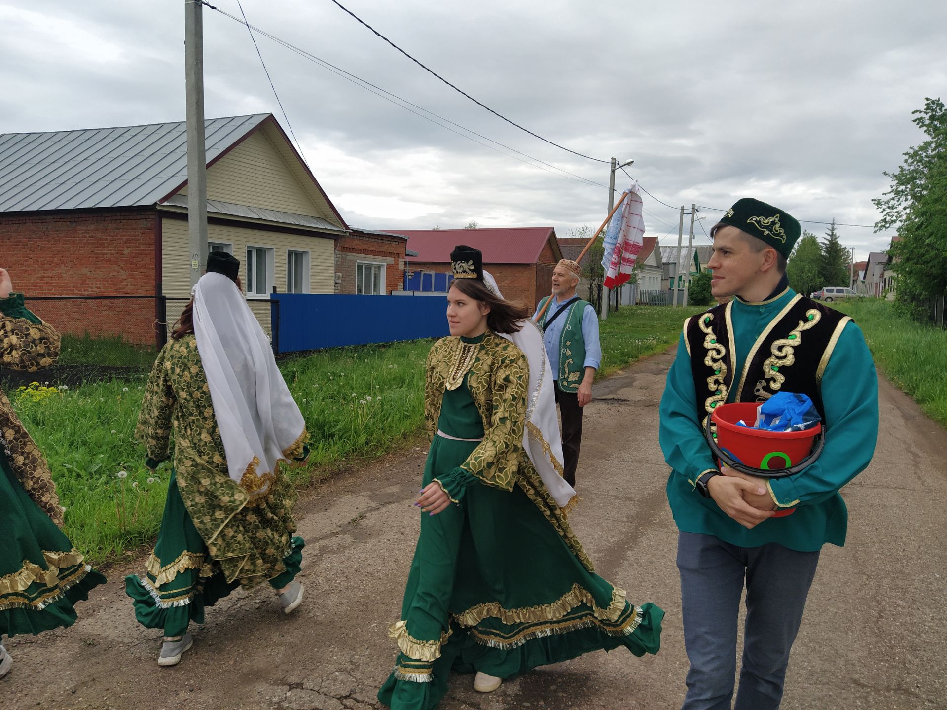 В Чистополе провели  обряд сбора полотенец и подарков