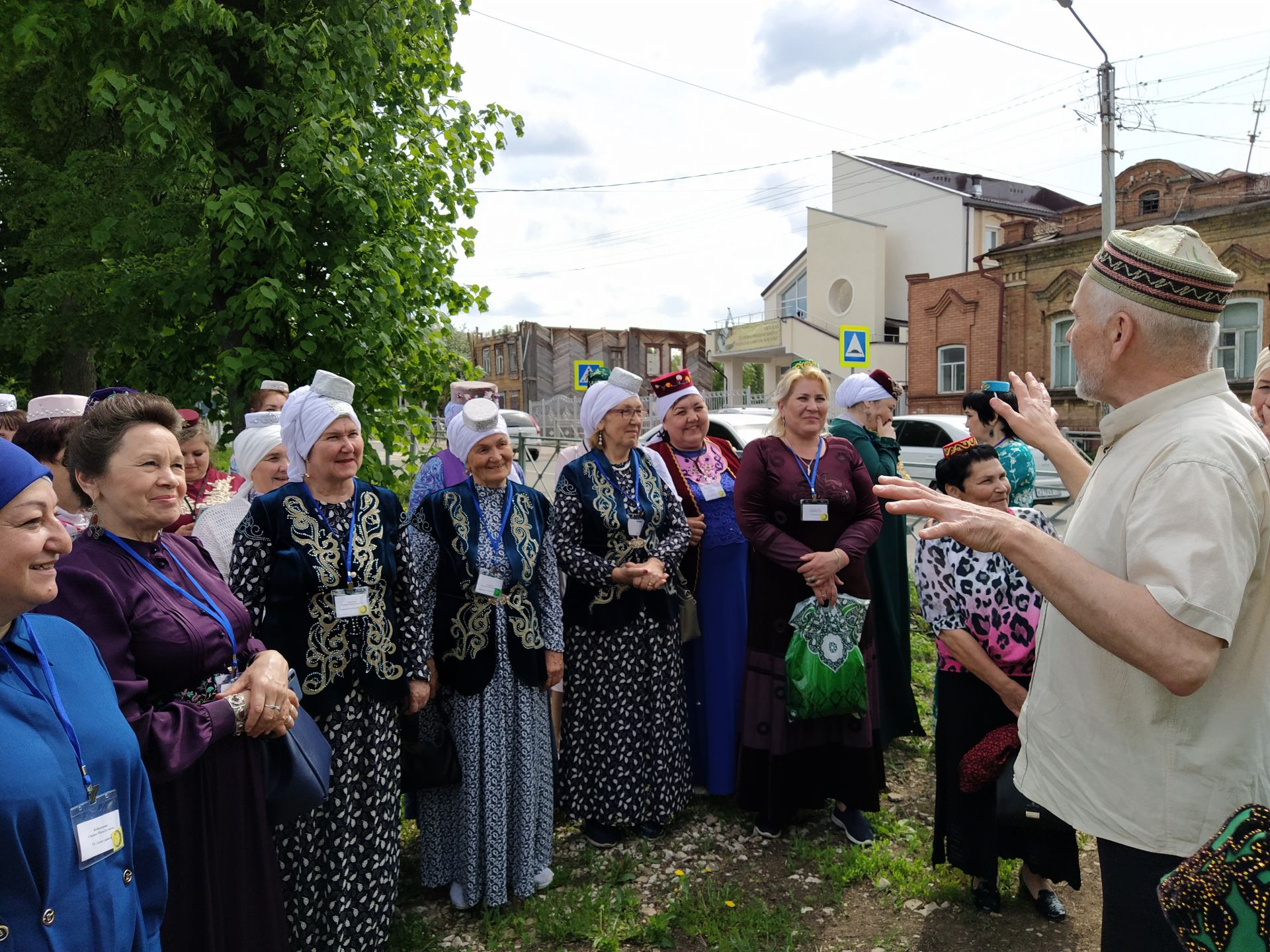 В Чистополе проходит выездное заседание общественной организации татарских женщин «Ак калфак»