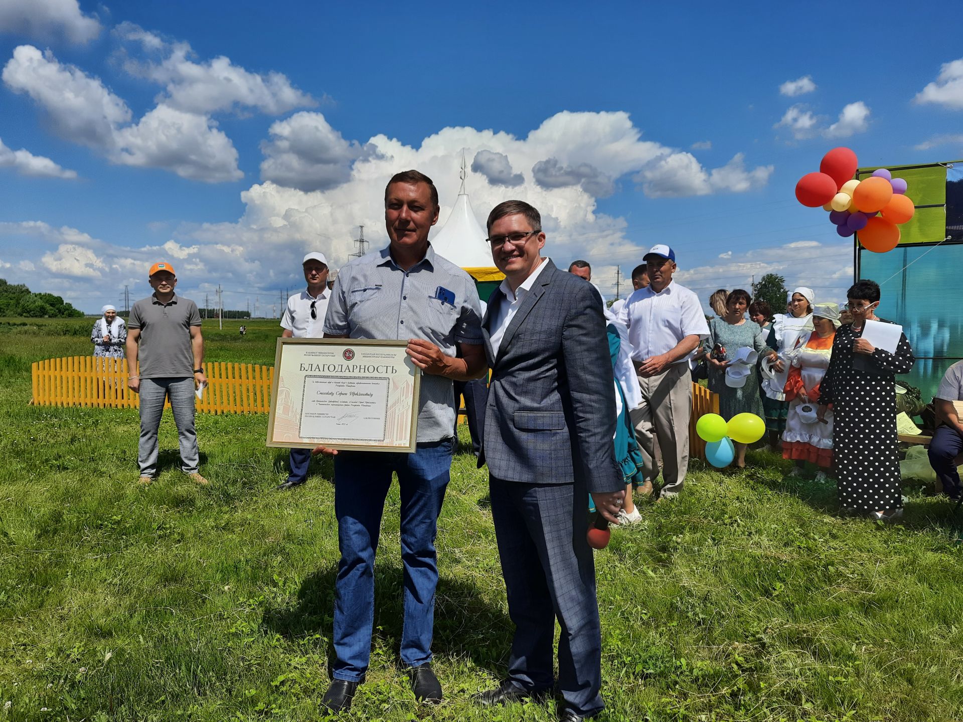 В деревне Татарский Сарсаз состоялся праздник возле озера (Фоторепортаж)