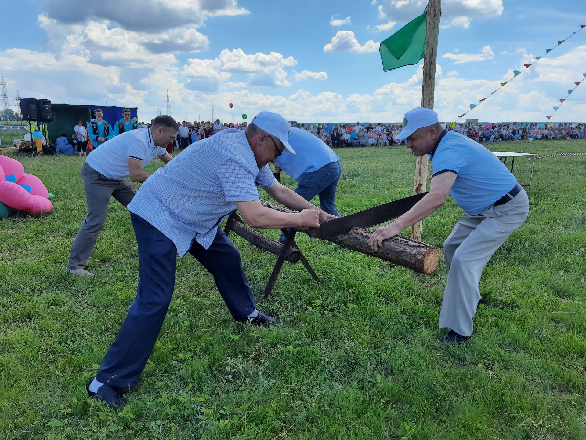 В деревне Татарский Сарсаз состоялся праздник возле озера (Фоторепортаж)