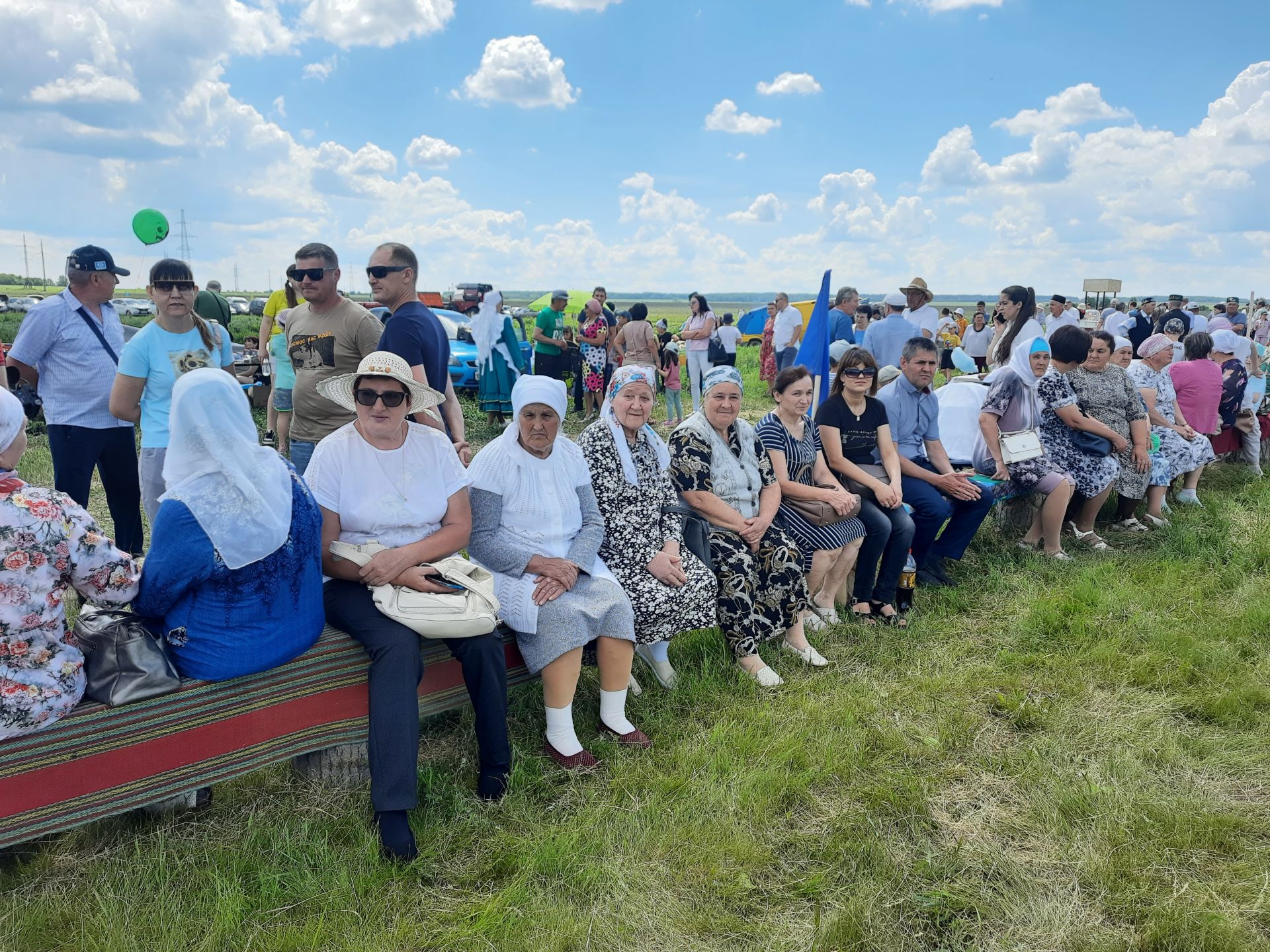 В деревне Татарский Сарсаз состоялся праздник возле озера (Фоторепортаж)